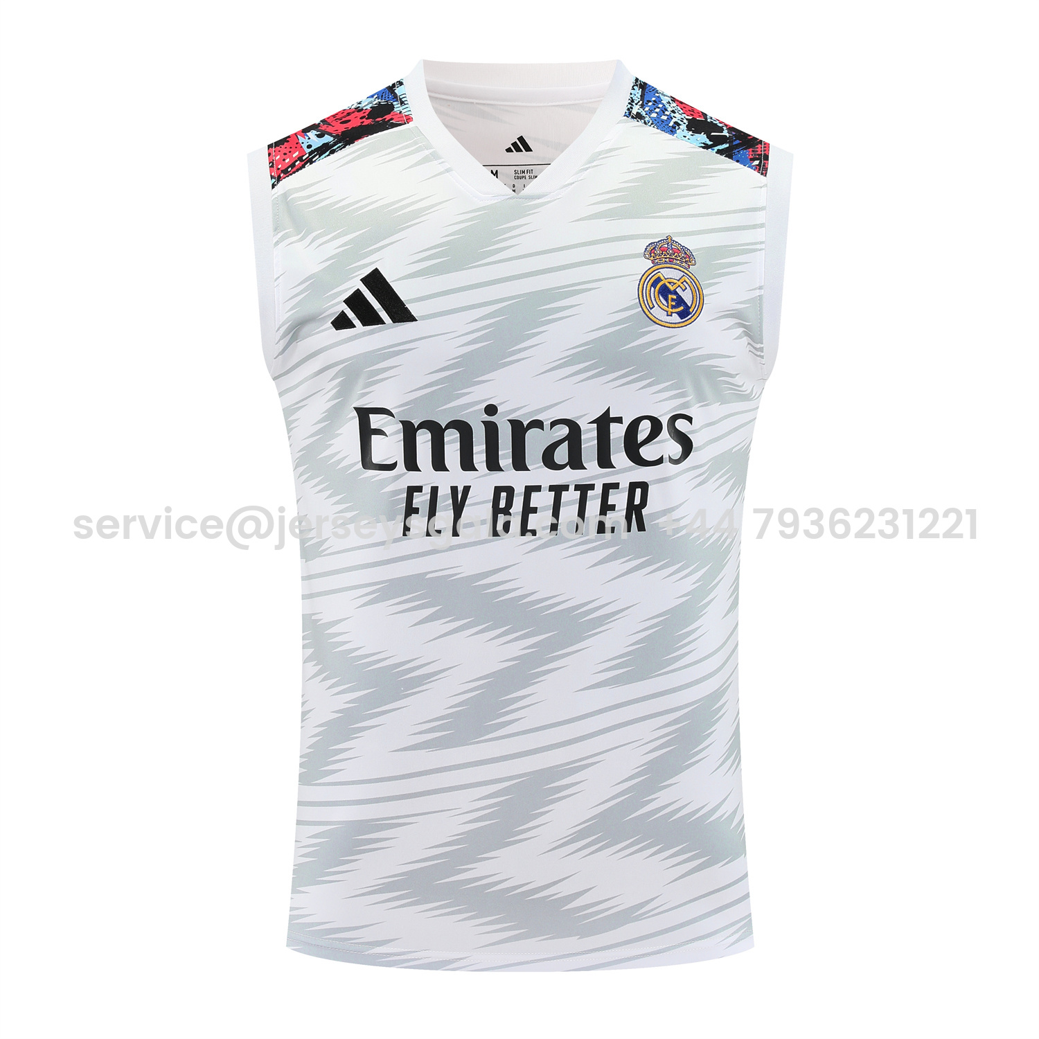 JerseysGala.com | Real Madrid 25-26 Vest Training Set - Grey Arrow Pattern Vest & Black Shorts -Customize Name, Number and Patch | Worldwide Shipping