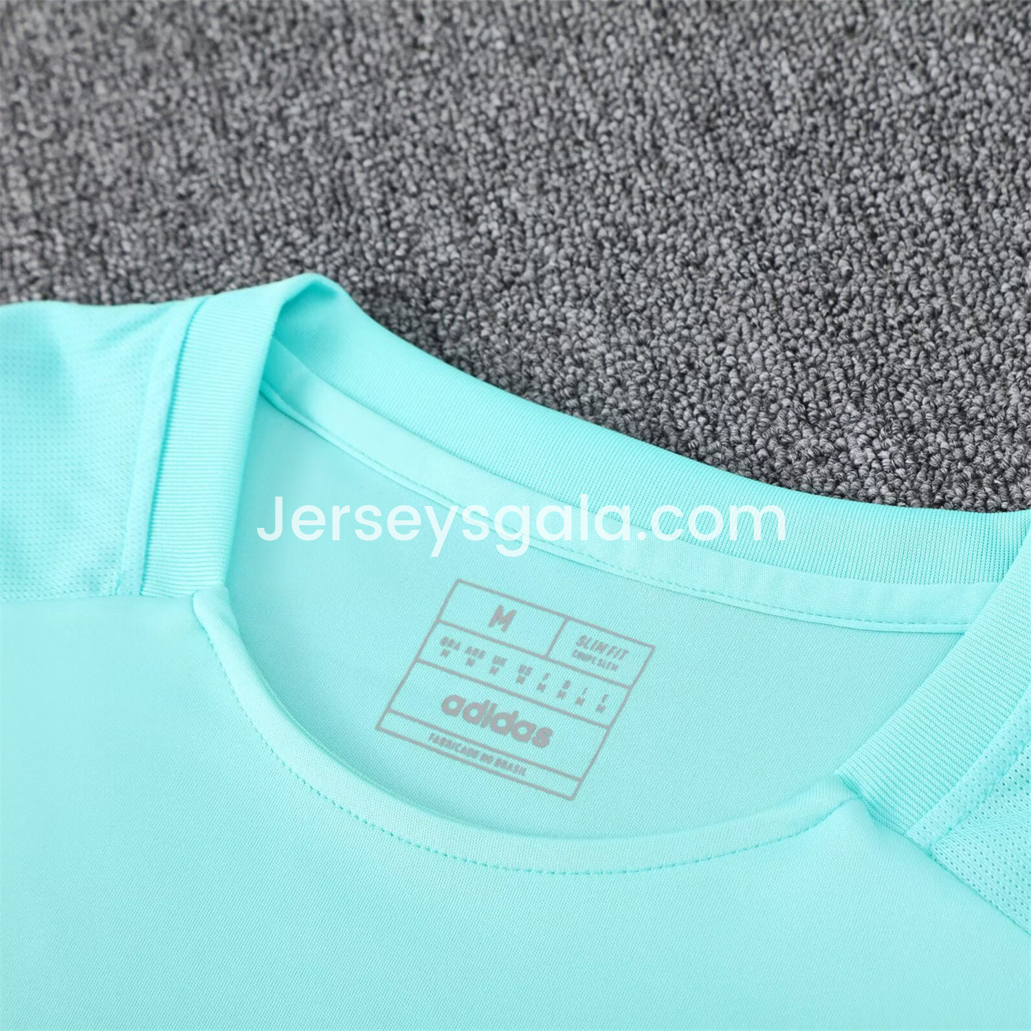 JerseysGala.com | Flamengo 25-26 Short-Sleeve Kids Training Set - Light Blue With Royal Blue -Customize Name, Number and Patch | Worldwide Shipping
