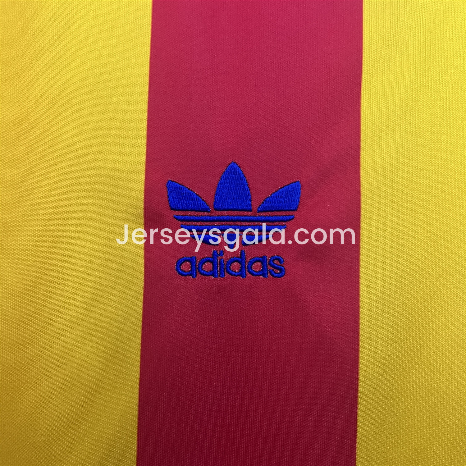 JerseysGala.com | Retro Valencia 1980-82 Away Jersey -Customize Name, Number and Patch | Worldwide Shipping