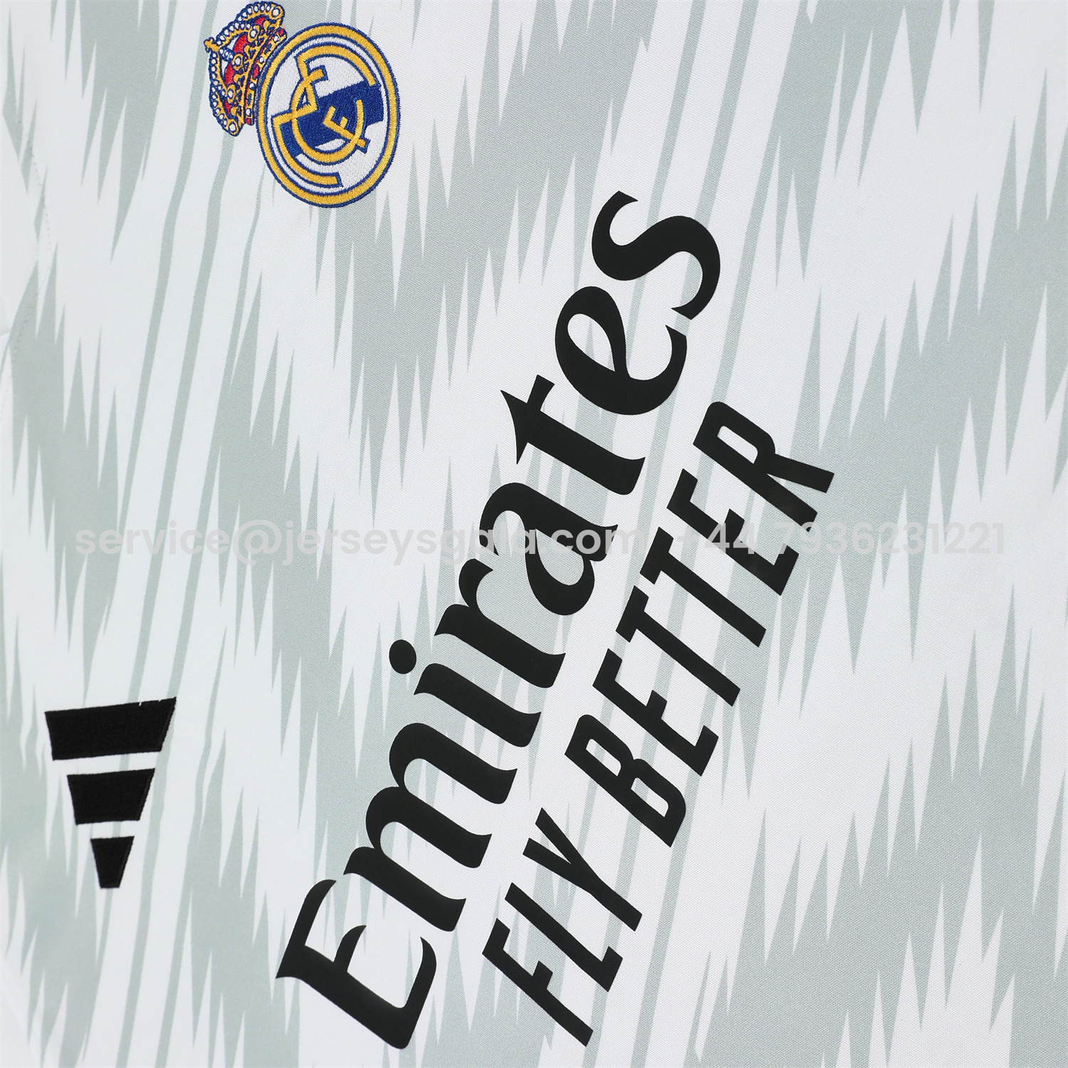 JerseysGala.com | Real Madrid 25-26 Vest Training Set - Grey Arrow Pattern Vest & Black Shorts -Customize Name, Number and Patch | Worldwide Shipping