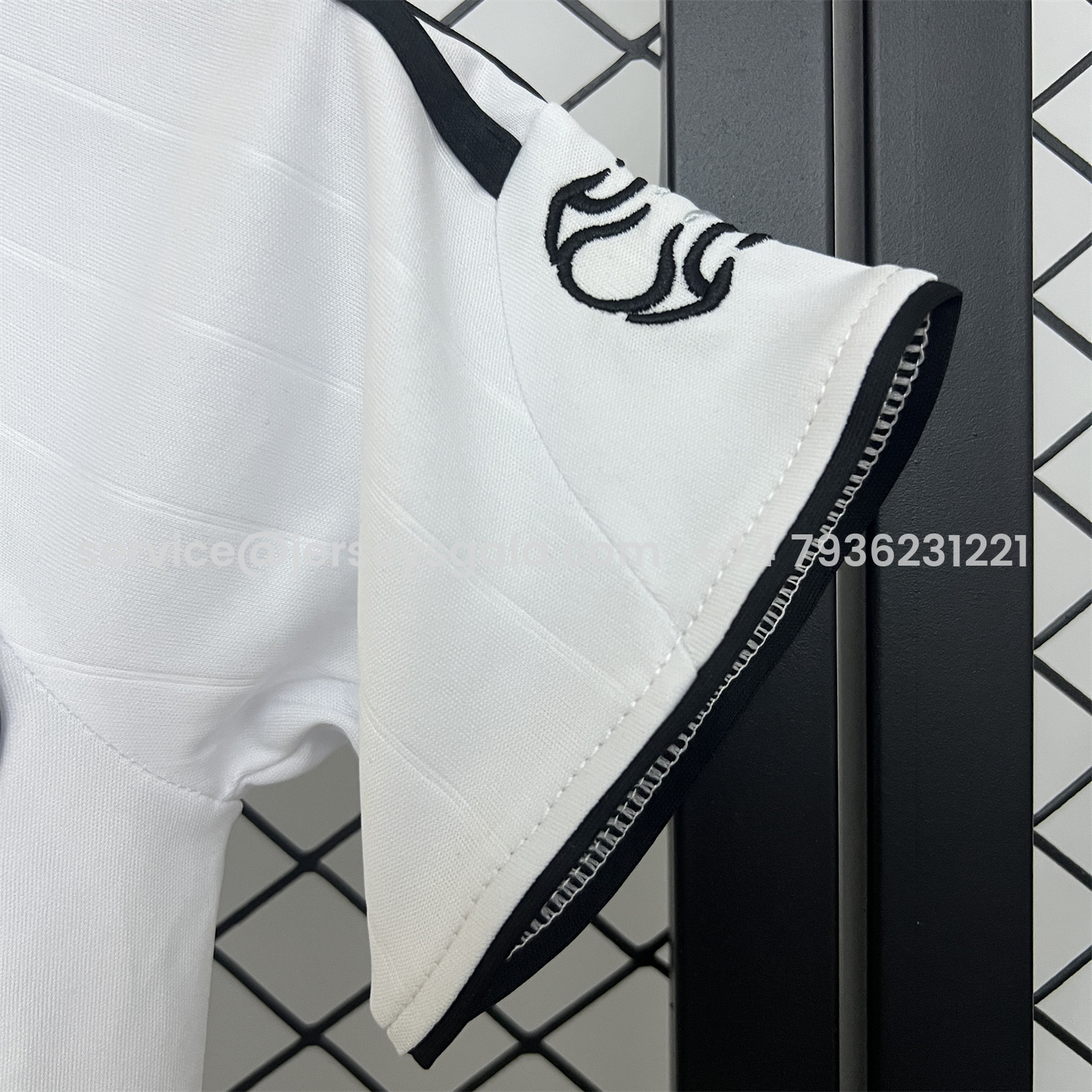 JerseysGala.com | Retro Real Madrid 2006-07 Home Kids Kit -Customize Name, Number and Patch | Worldwide Shipping