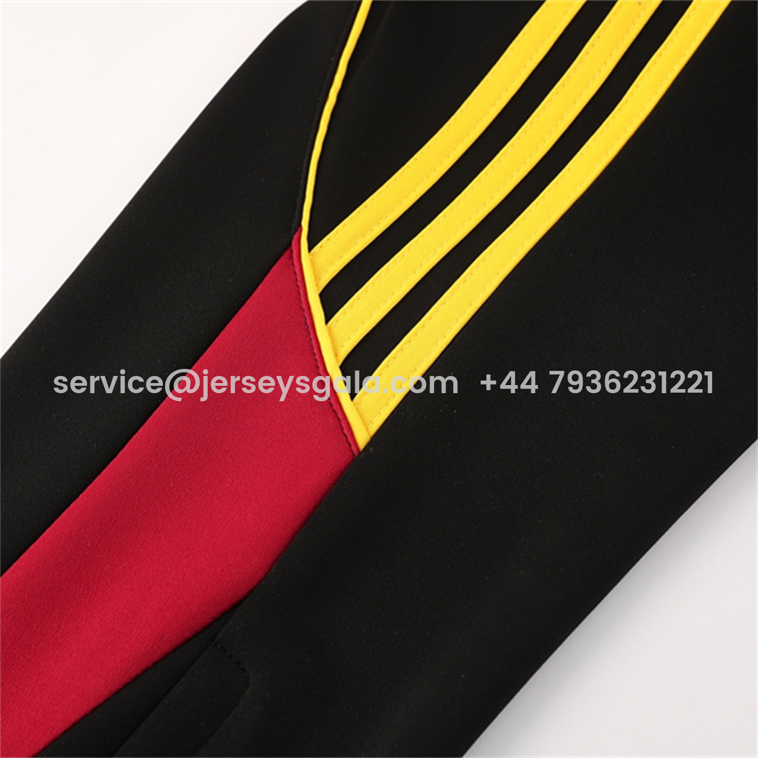 JerseysGala.com | Arsenal 25-26 Jacket Training Tracksuit - Red Jackets & Black Pants -Customize Name, Number and Patch | Worldwide Shipping