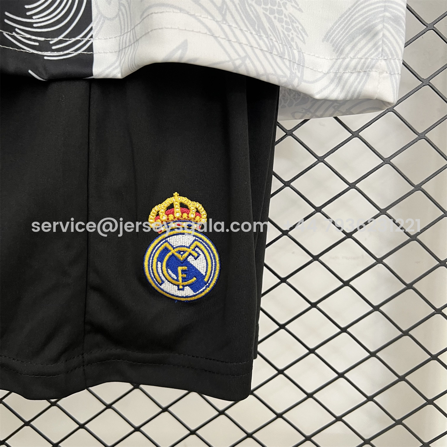 JerseysGala.com | Real Madrid 25-26 Dragon White And Black Special Kids Kit -Customize Name, Number and Patch | Worldwide Shipping