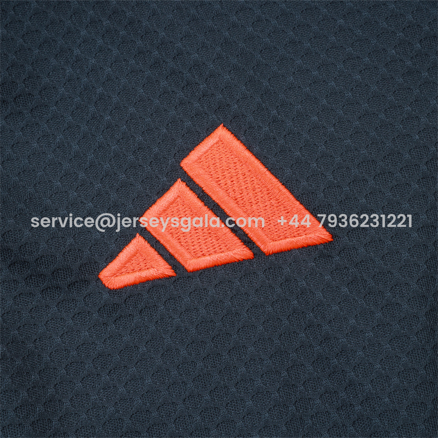 JerseysGala.com | Bayern Munich 25-26 POLO Short-Sleeve Training Set - Deep Grey Top and Pants with Orange Badge -Customize Name, Number and Patch | Worldwide Shipping