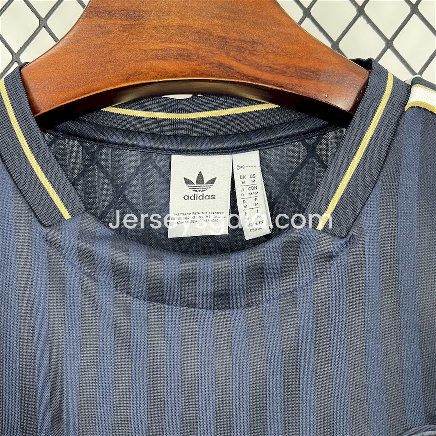 JerseysGala.com | Juventus 2025 Royal Blue Icon Retro Jersey - Fans Version -Customize Name, Number and Patch | Worldwide Shipping