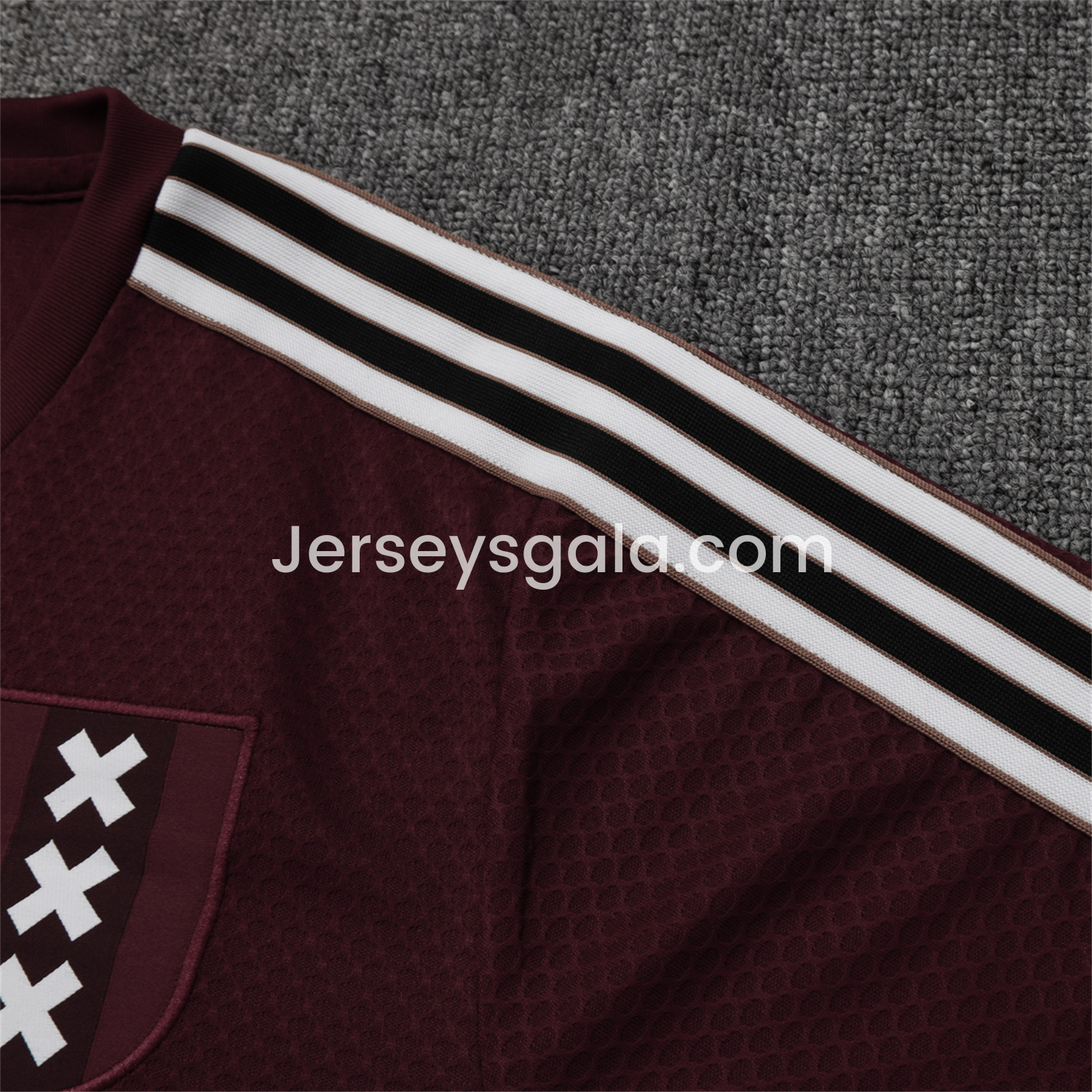 JerseysGala.com | Ajax 25-26 Throwback Trefoil Short-Sleeve Training Set - Deep Red -Customize Name, Number and Patch | Worldwide Shipping