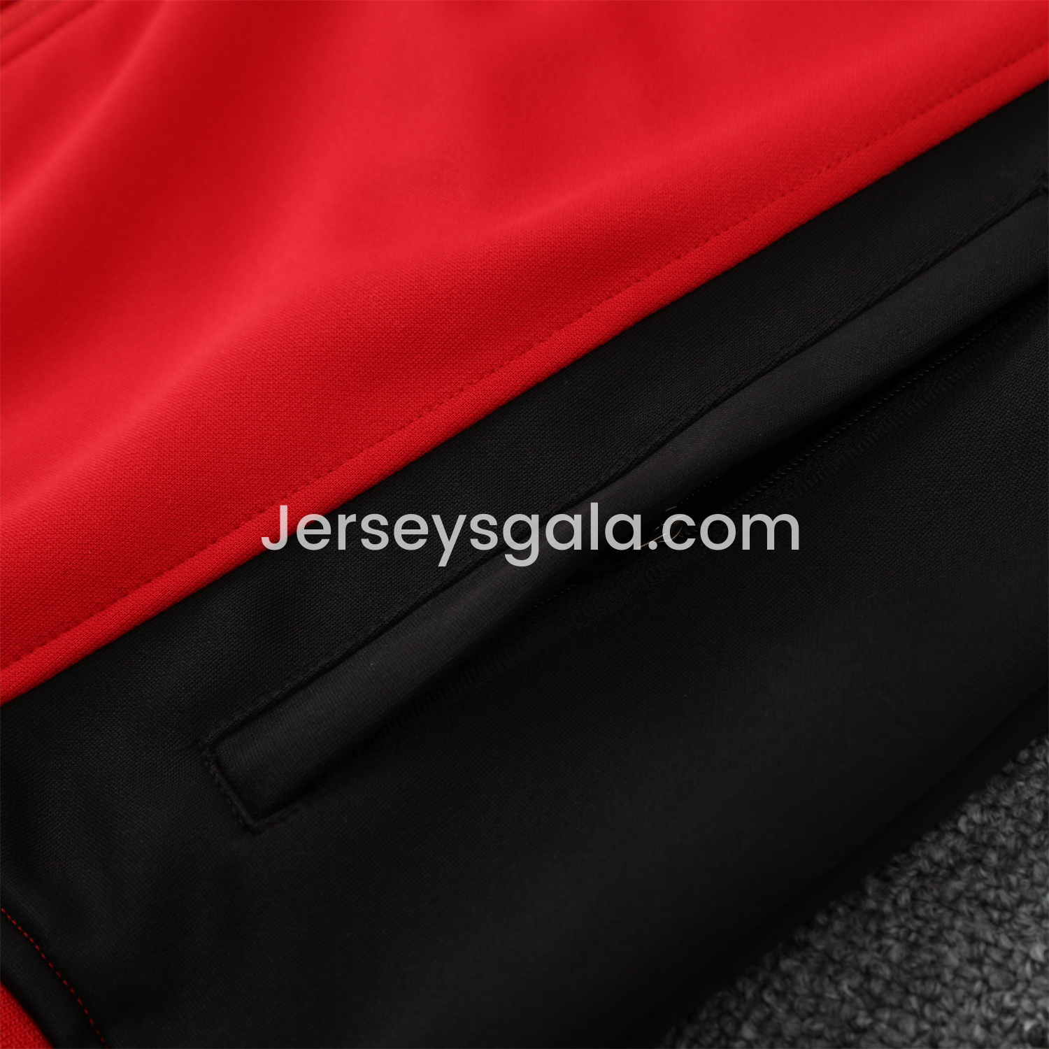 JerseysGala.com | River Plate 25-26 Terrace Jacket Training Tracksuit - Red Jackets & Black Pants -Customize Name, Number and Patch | Worldwide Shipping