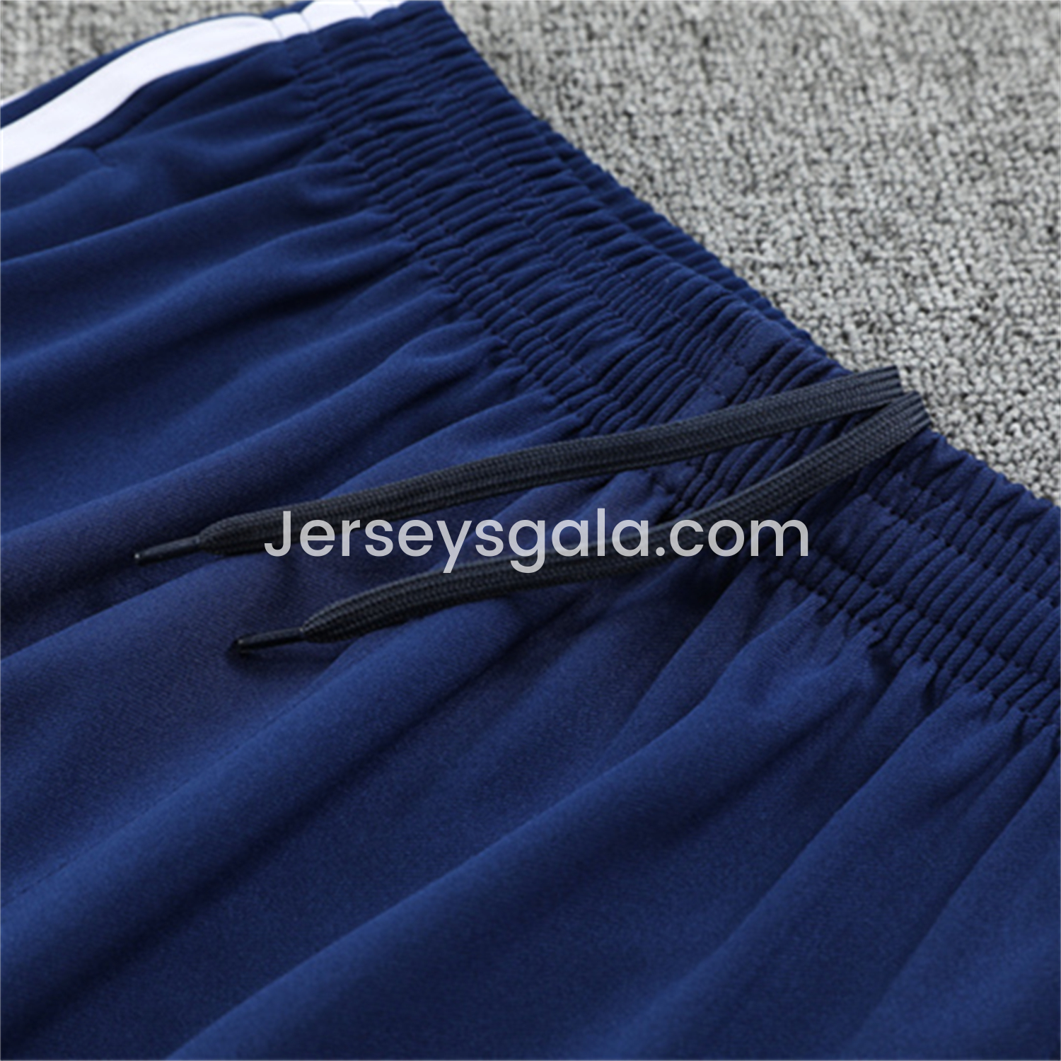 JerseysGala.com | Real Madrid 25-26 Kids Long Sleeve Training Set - Throwback Royal Blue Top and Pants -Customize Name, Number and Patch | Worldwide Shipping