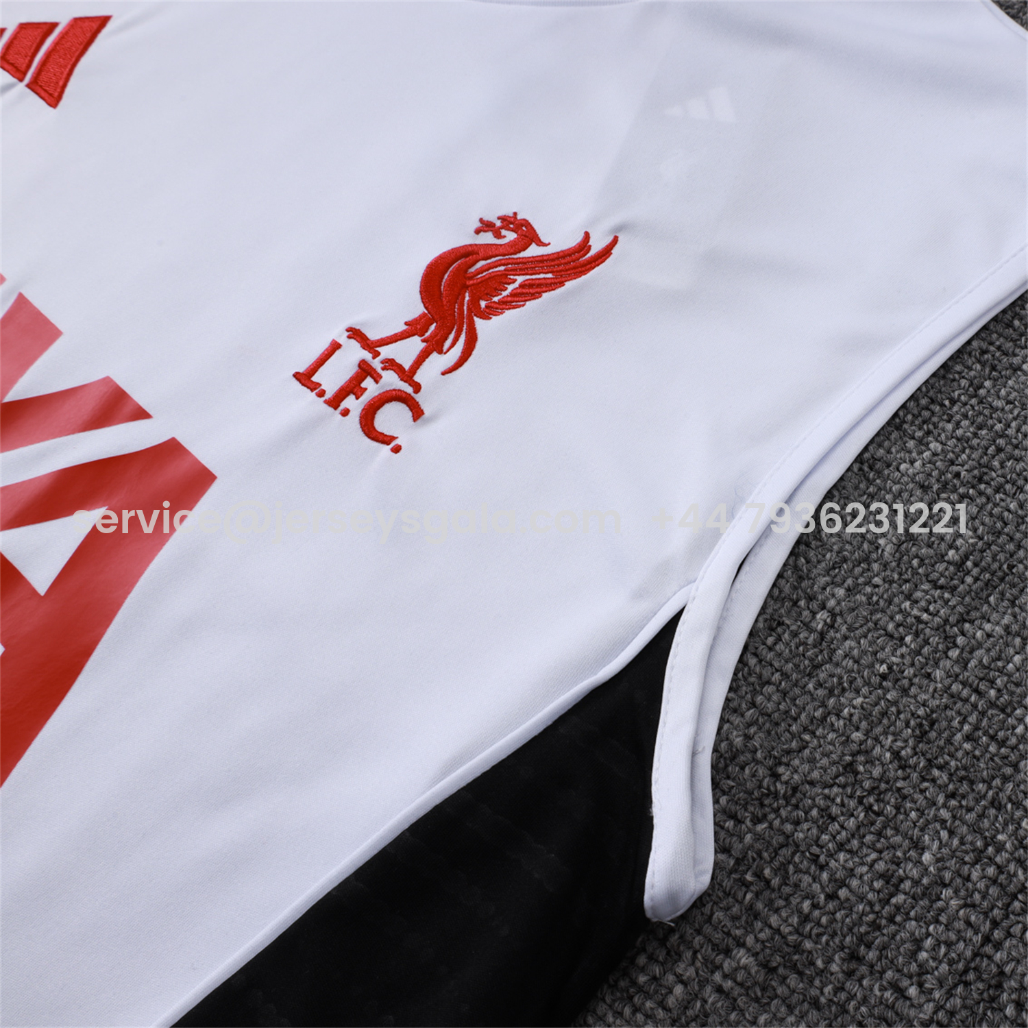 JerseysGala.com | Liver.pool 25-26 Vest Training Set - White Vest & Black Shorts -Customize Name, Number and Patch | Worldwide Shipping