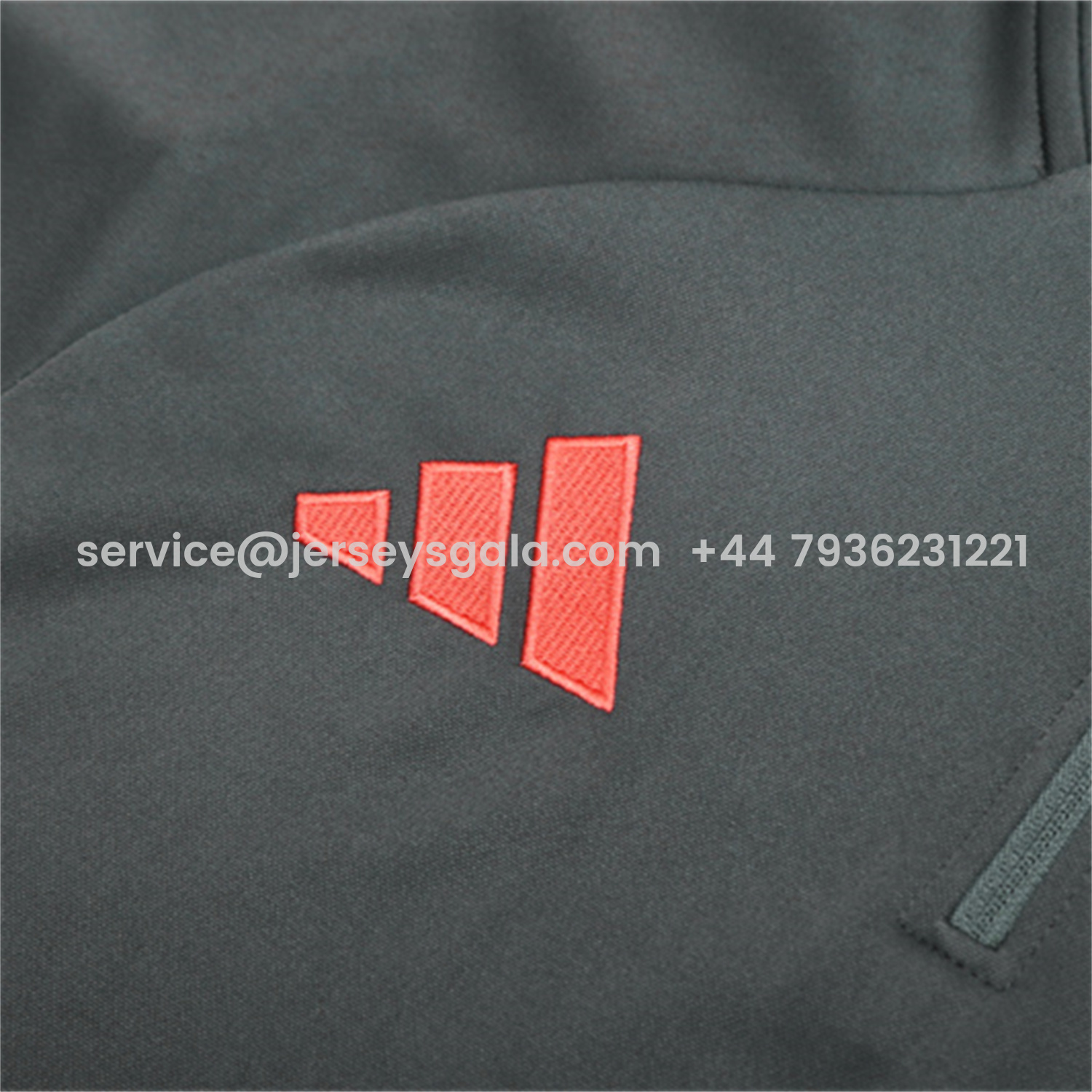 JerseysGala.com | Bayern Munich 25-26 Kids Long Sleeves Training Set - Dark Grey Top & Pants -Customize Name, Number and Patch | Worldwide Shipping