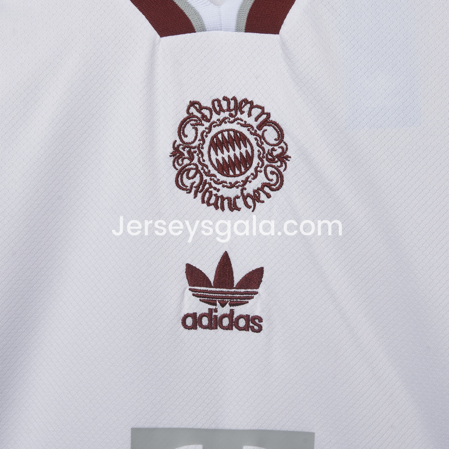 JerseysGala.com | Bayern Munich 25-26 Throwback Trefoil Red Stripe White Special Jersey - Fans Version -Customize Name, Number and Patch | Worldwide Shipping