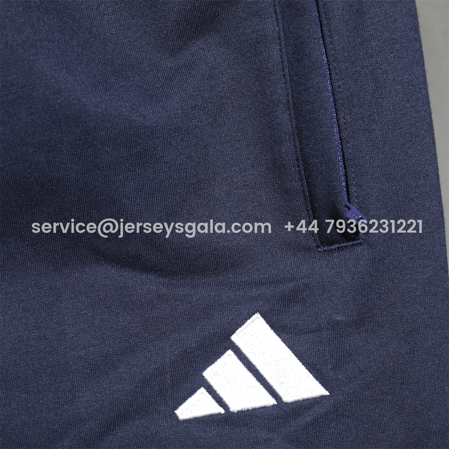 JerseysGala.com | Real Madrid 25-26 Pure Color Training Hoodie Set - Deep Blue Hoodie and Deep Blue Pants -Customize Name, Number and Patch | Worldwide Shipping