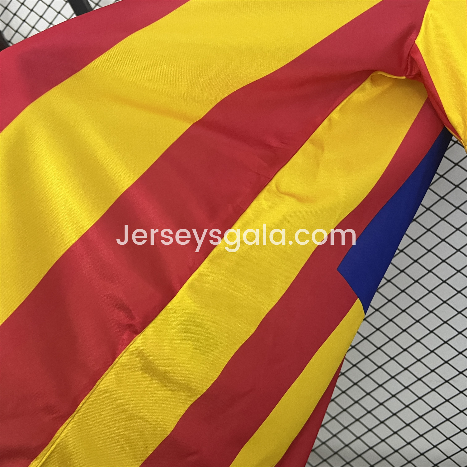 JerseysGala.com | Retro Valencia 1980-82 Away Jersey -Customize Name, Number and Patch | Worldwide Shipping