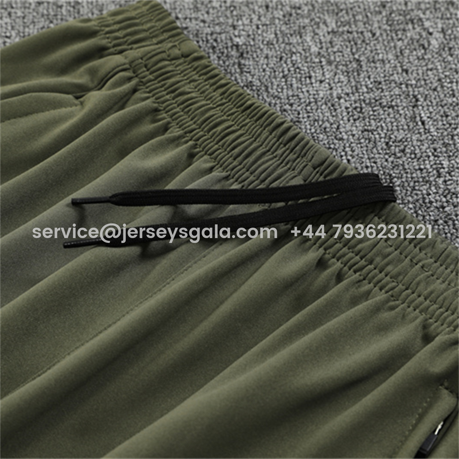 JerseysGala.com | Real Madrid 25-26 Kids Long Sleeve Training Set - Light Green Top & Army Green Pants -Customize Name, Number and Patch | Worldwide Shipping