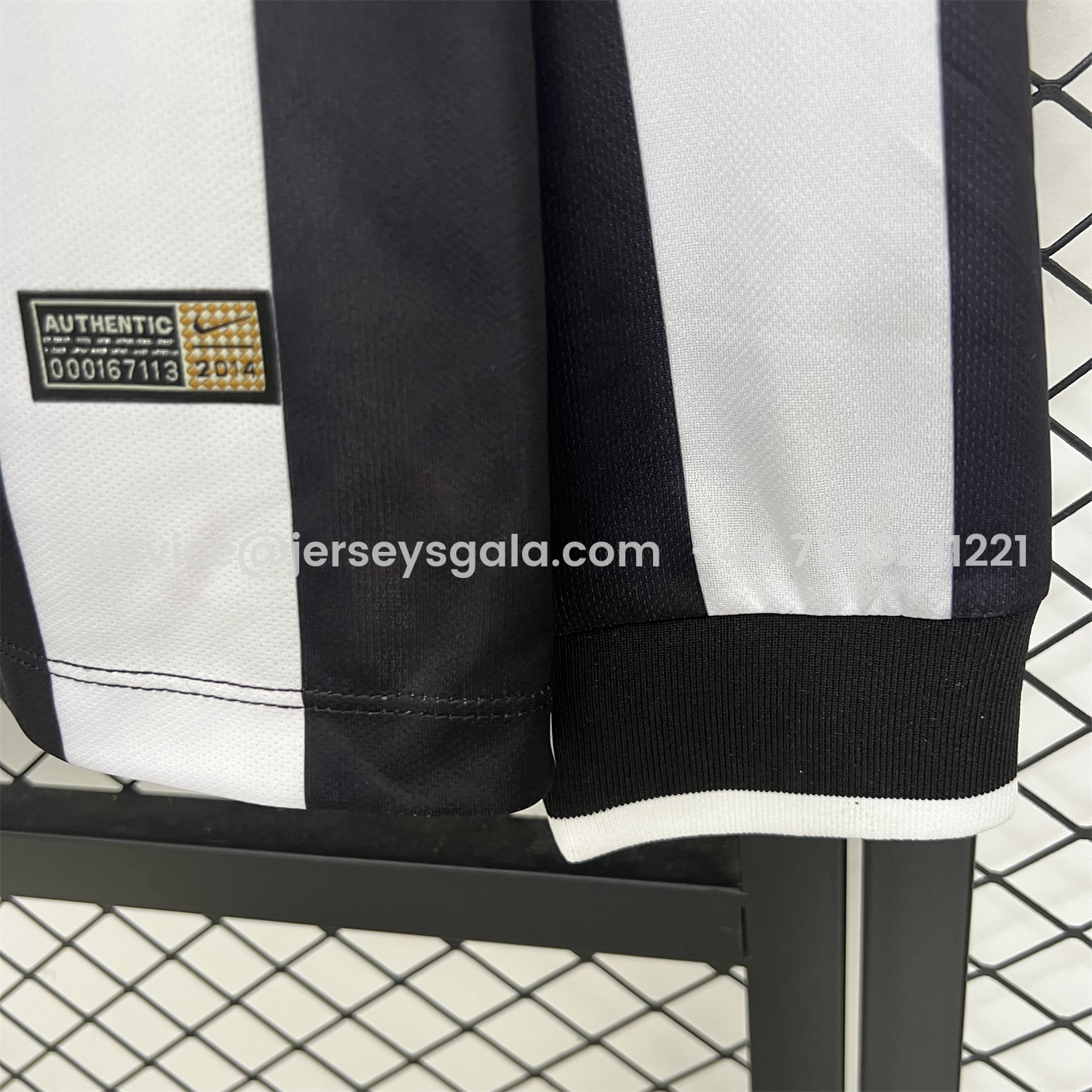 JerseysGala.com | Retro Juventus 2014-15 Home Long Sleeves Jersey -Customize Name, Number and Patch | Worldwide Shipping