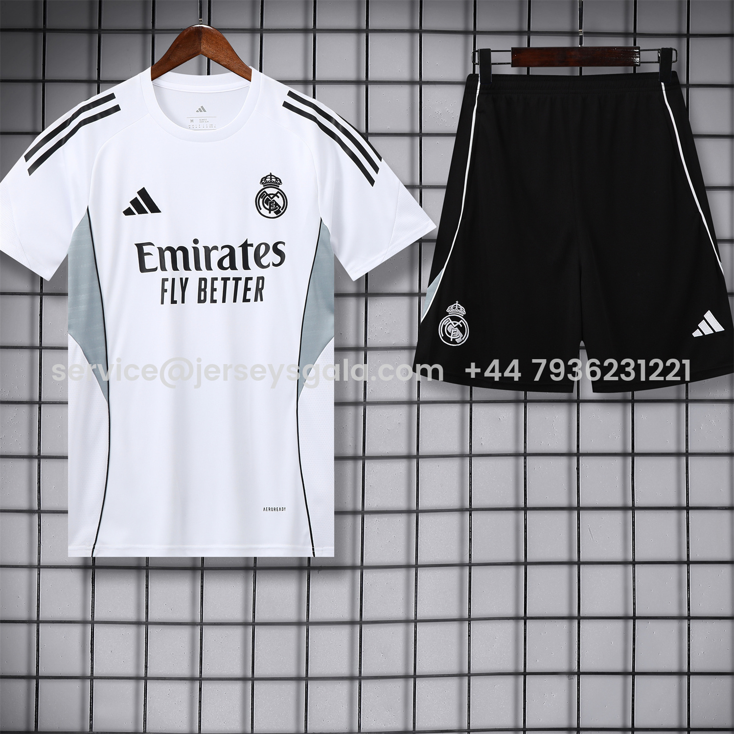 JerseysGala.com | Real Madrid 25-26 Short-Sleeve Training Set - Grey And White Top & Black Shorts -Customize Name, Number and Patch | Worldwide Shipping