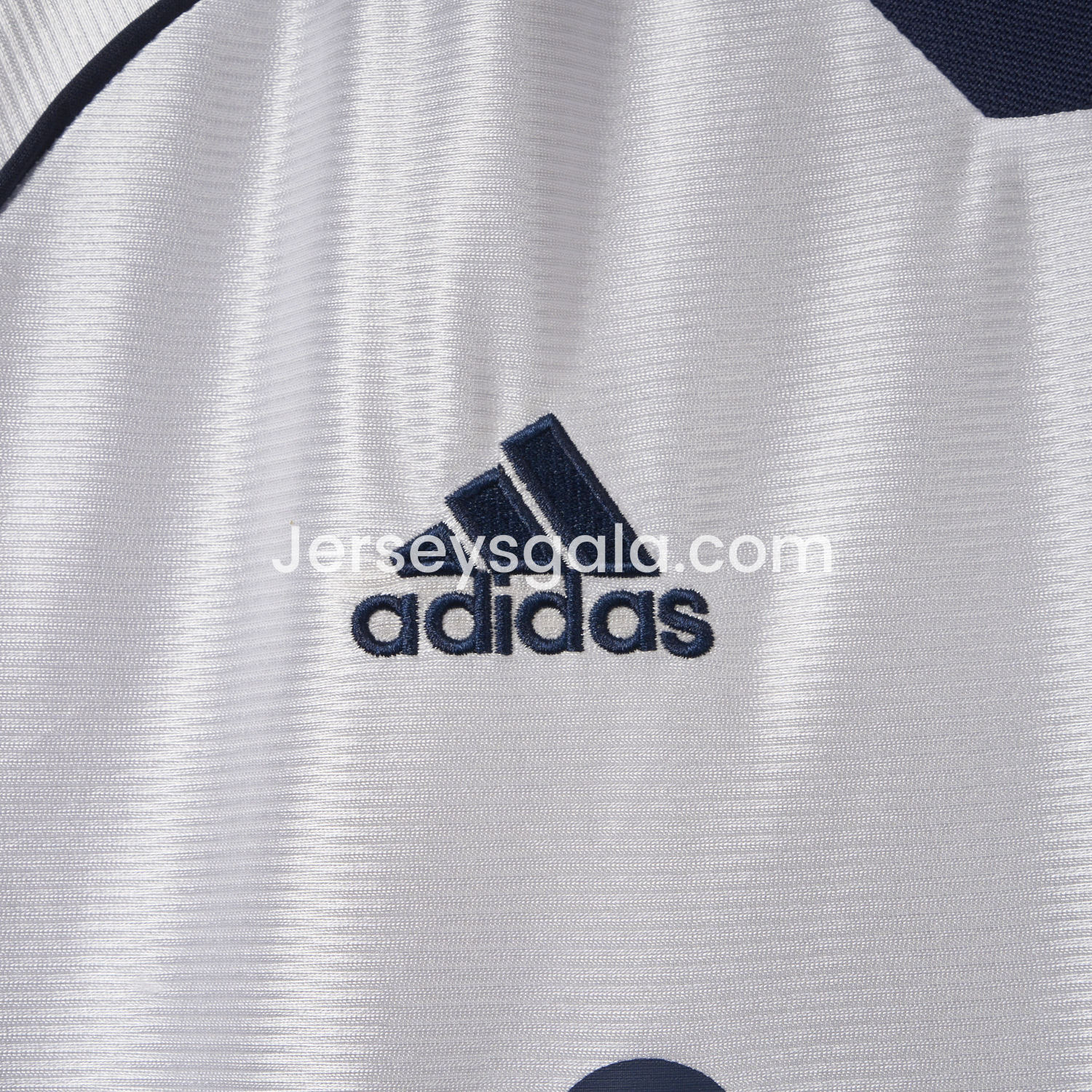 JerseysGala.com | Retro Real Madrid 1998-00 Home Stadium Jersey -Customize Name, Number and Patch | Worldwide Shipping