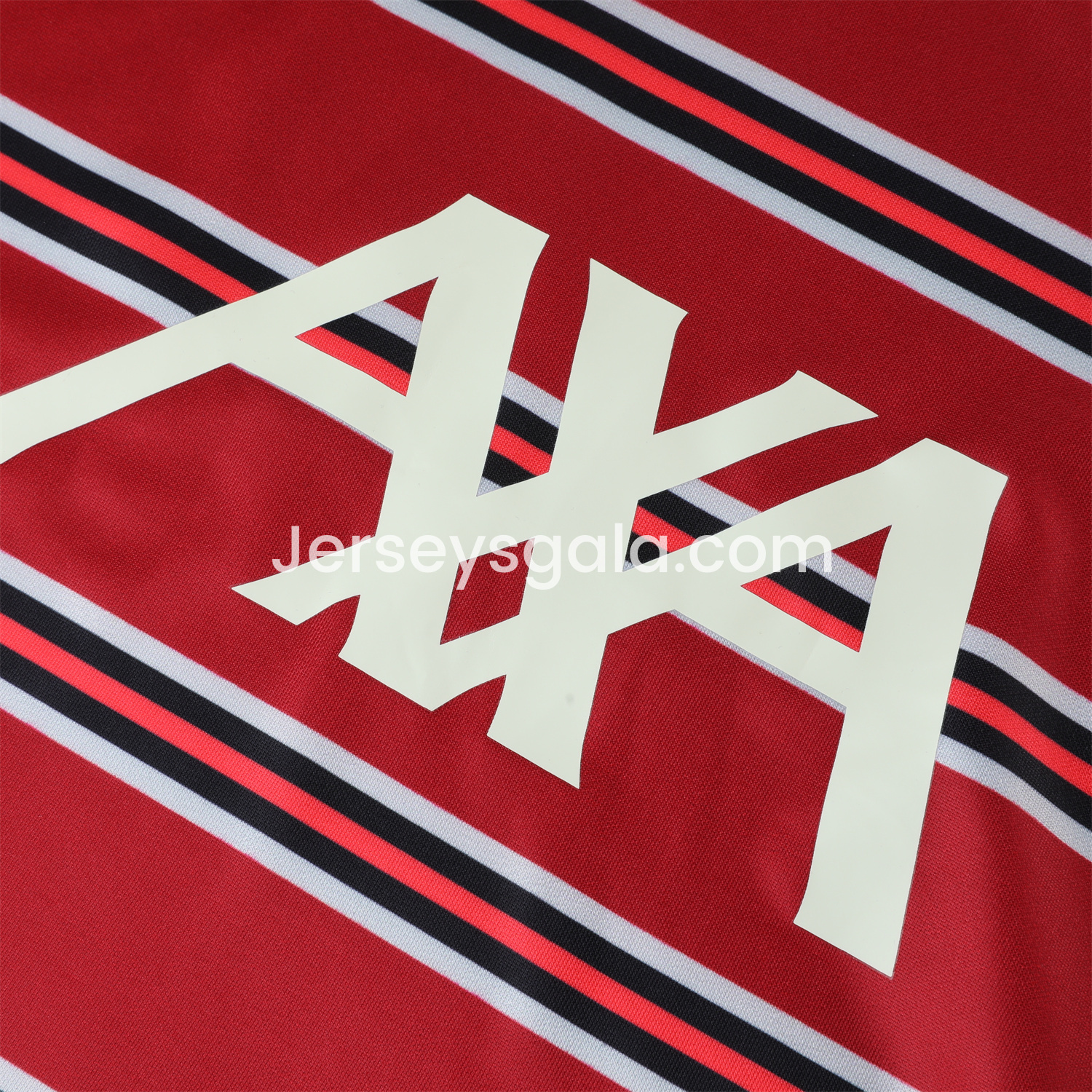 JerseysGala.com | Liver.pool 24-25 Long Sleeve Training Set - Red Stripe Top and Black Pants -Customize Name, Number and Patch | Worldwide Shipping