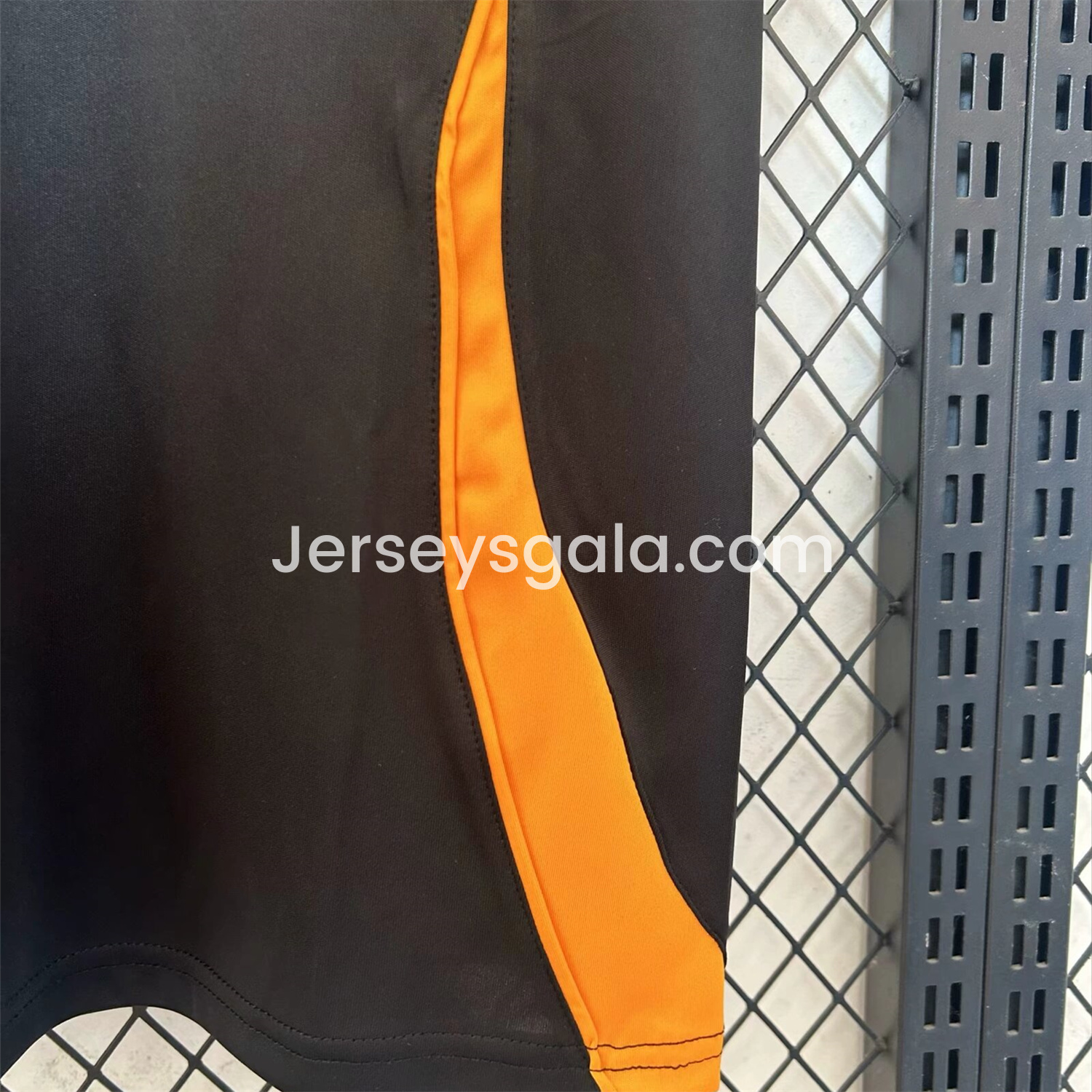 JerseysGala.com | Atletico Mineiro 24-25 Black Training Round Neck Jersey - Fans Version -Customize Name, Number and Patch | Worldwide Shipping