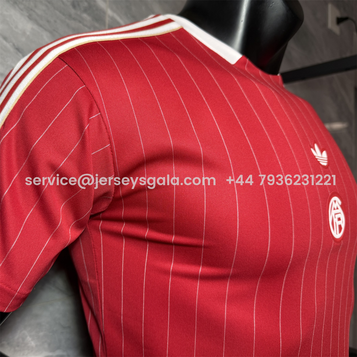 JerseysGala.com | Bayern Munich 25-26 Trefoil Red And White Travel Jersey - Player Version -Customize Name, Number and Patch | Worldwide Shipping