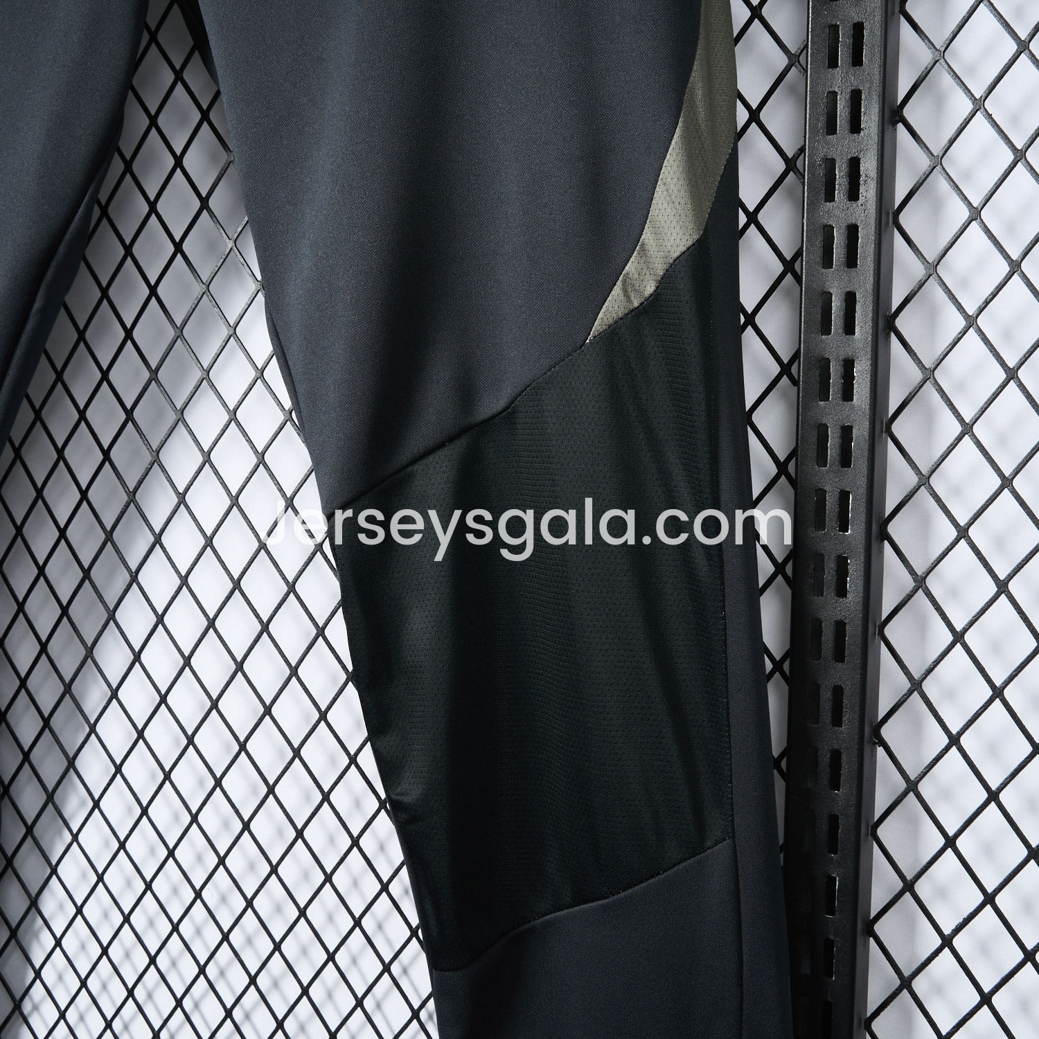 JerseysGala.com | Real Madrid 24-25 Graphite Grey Training Pants - Player Version -Customize Name, Number and Patch | Worldwide Shipping