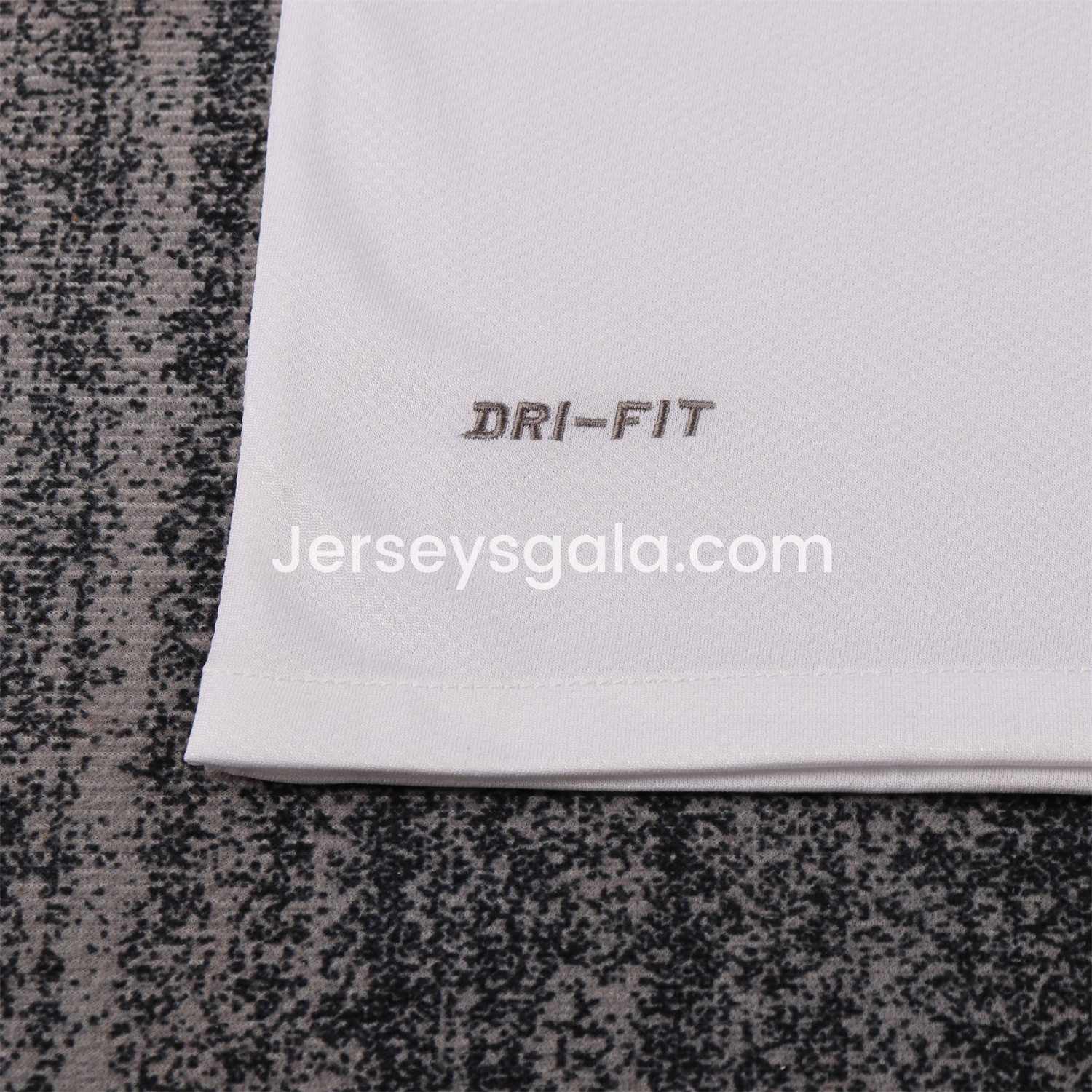 JerseysGala.com | Retro Santos 2012 Home Kids Kit -Customize Name, Number and Patch | Worldwide Shipping