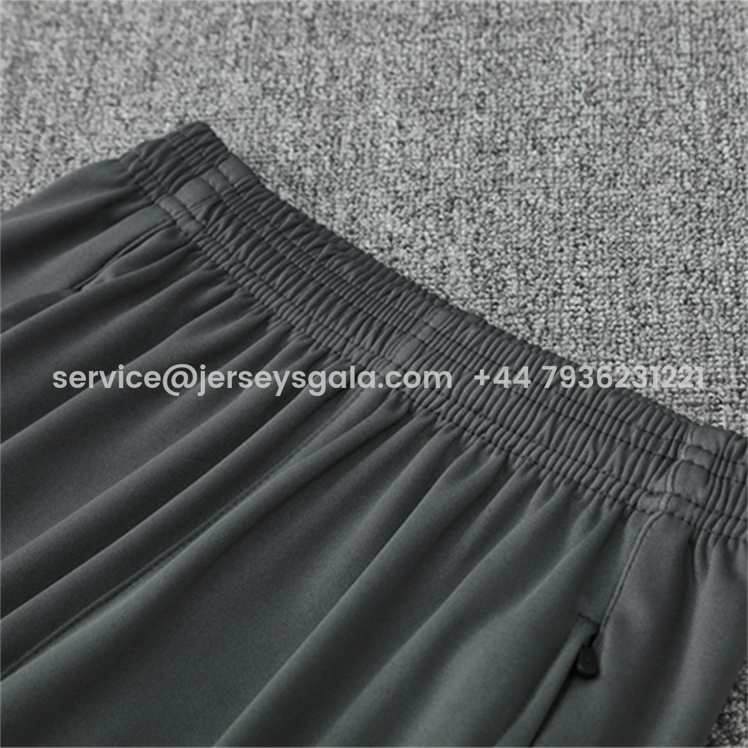 JerseysGala.com | Bayern Munich 25-26 Kids Long Sleeves Training Set - Dark Grey Top & Pants -Customize Name, Number and Patch | Worldwide Shipping
