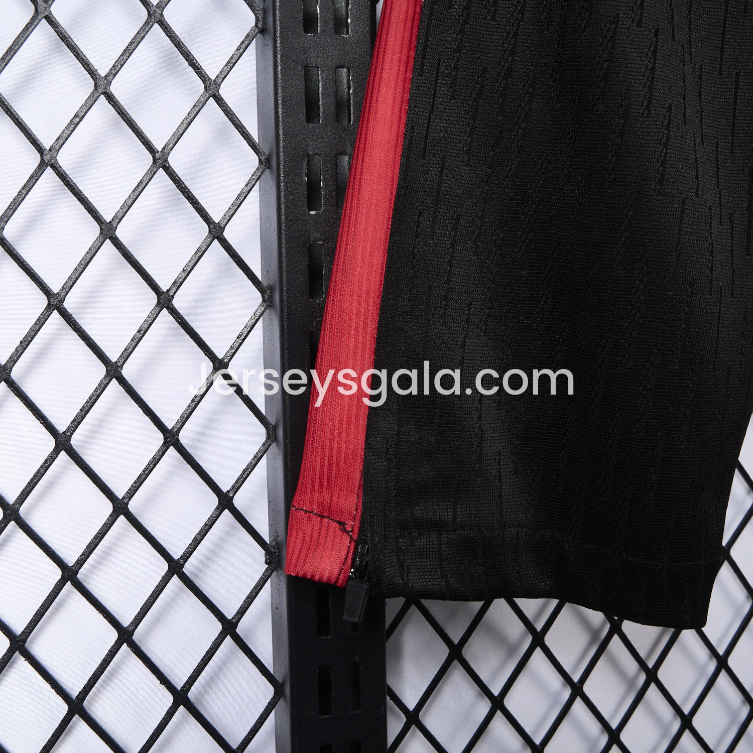 JerseysGala.com | Liver.pool 24-25 Black Training Pants - Player Version -Customize Name, Number and Patch | Worldwide Shipping