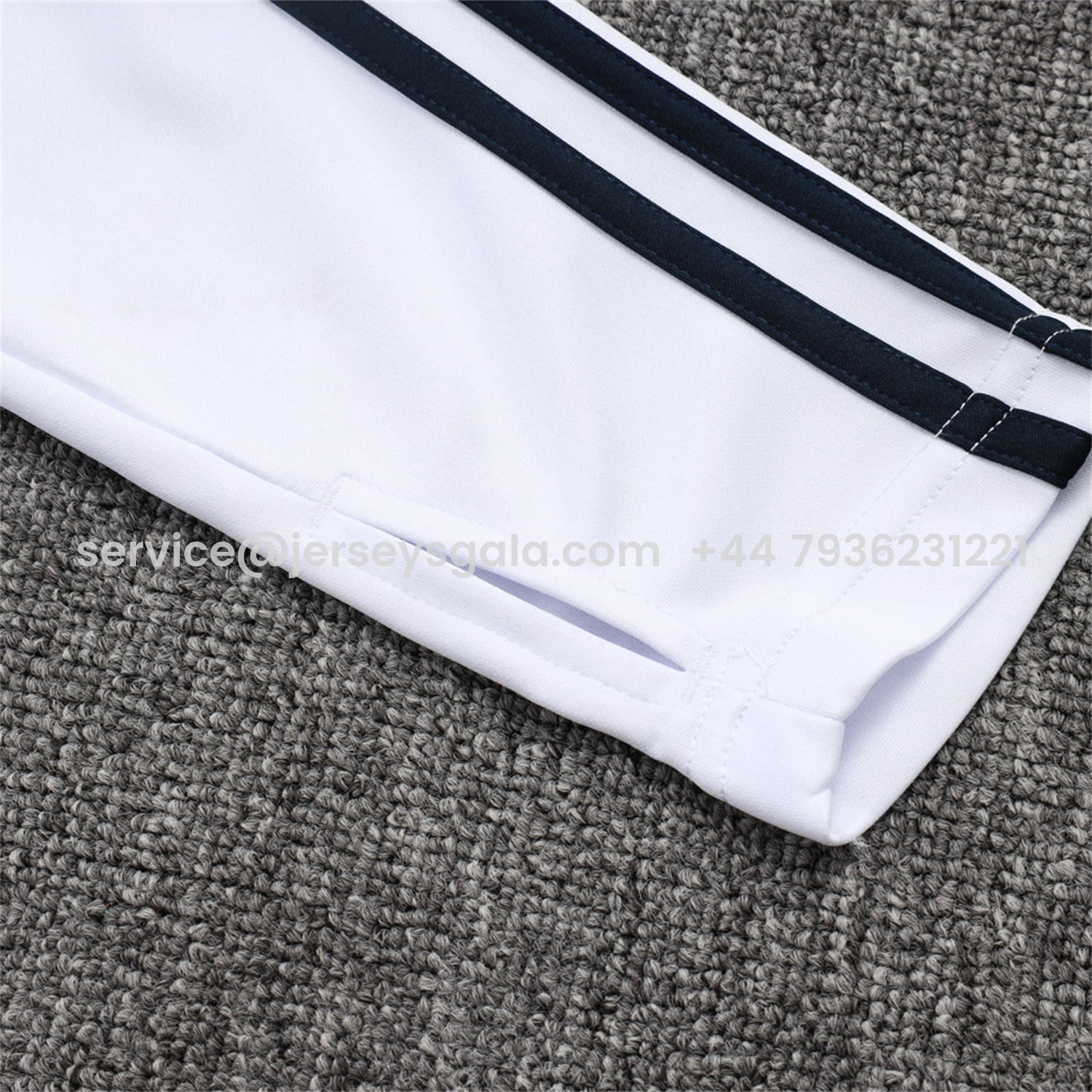 JerseysGala.com | Real Madrid 25-26 Long Sleeve Training Set - White Urban Purist Style and Deep Blue Pants -Customize Name, Number and Patch | Worldwide Shipping