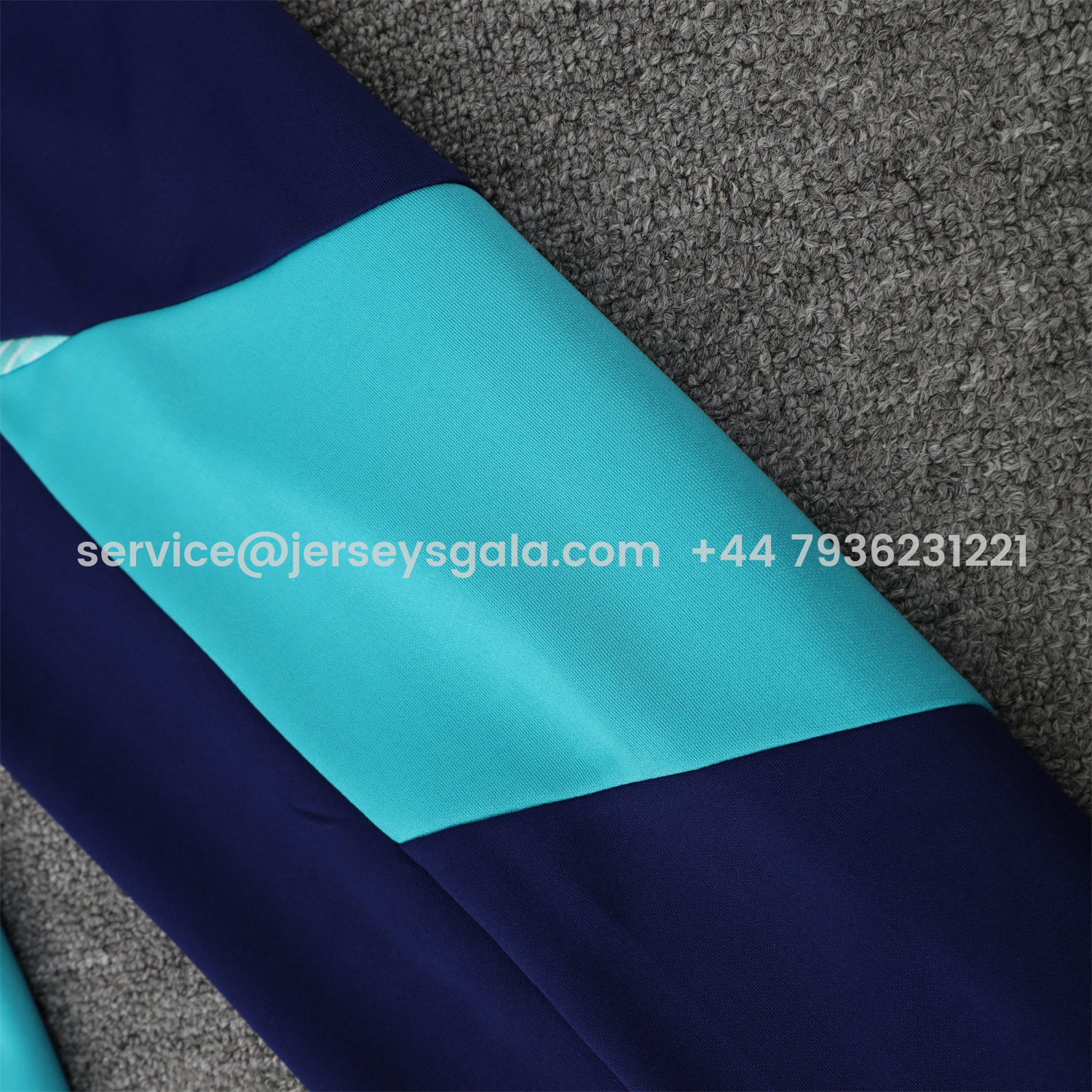 JerseysGala.com | Flamengo 25-26 Long Sleeve Training Set - Deep Blue Top & Deep Blue Pants -Customize Name, Number and Patch | Worldwide Shipping