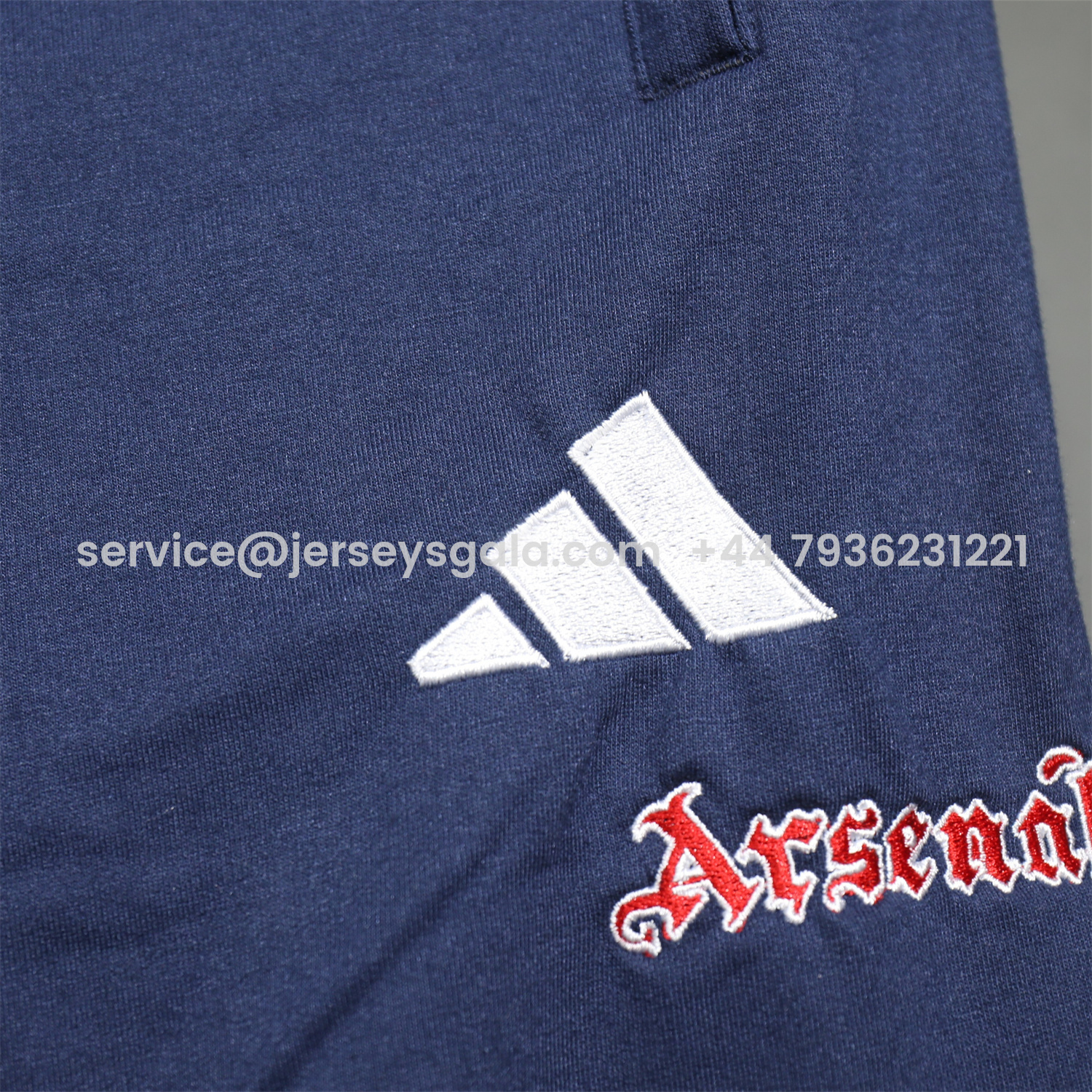 JerseysGala.com | Arsenal 25-26 Pure Color Training Hoodie Set - Deep Blue Hoodie and Deep Blue Pants -Customize Name, Number and Patch | Worldwide Shipping
