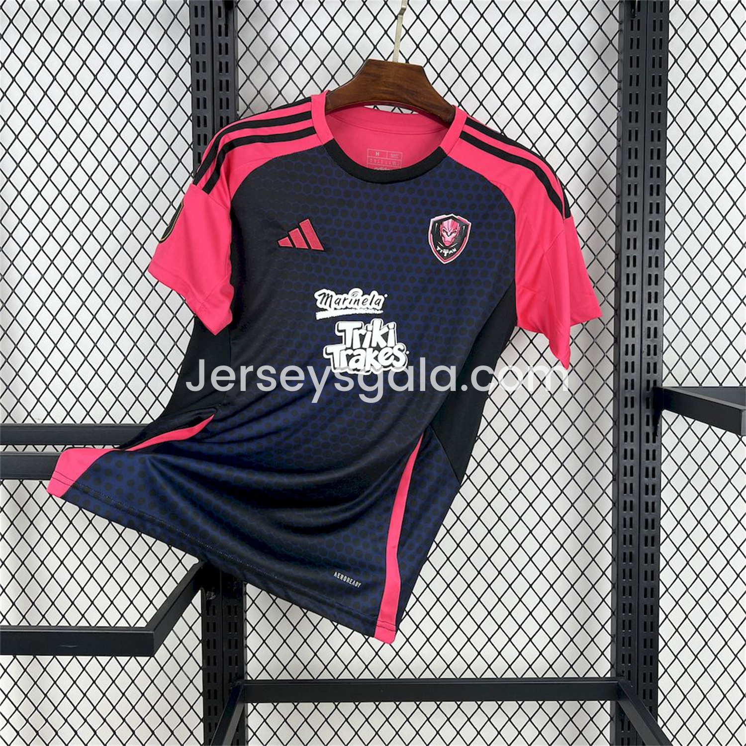 JerseysGala.com | Real Titán 25-26 Home Jersey - Fans Version -Customize Name, Number and Patch | Worldwide Shipping