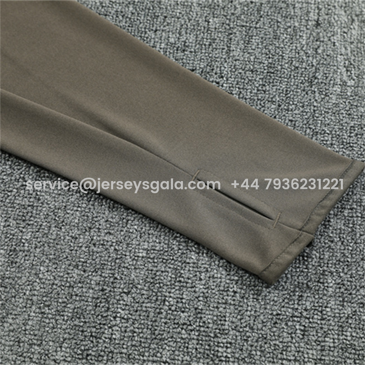 JerseysGala.com | Real Madrid 25-26 Long Sleeve Training Set - Player Version - Khaki Top and Khaki Pants -Customize Name, Number and Patch | Worldwide Shipping