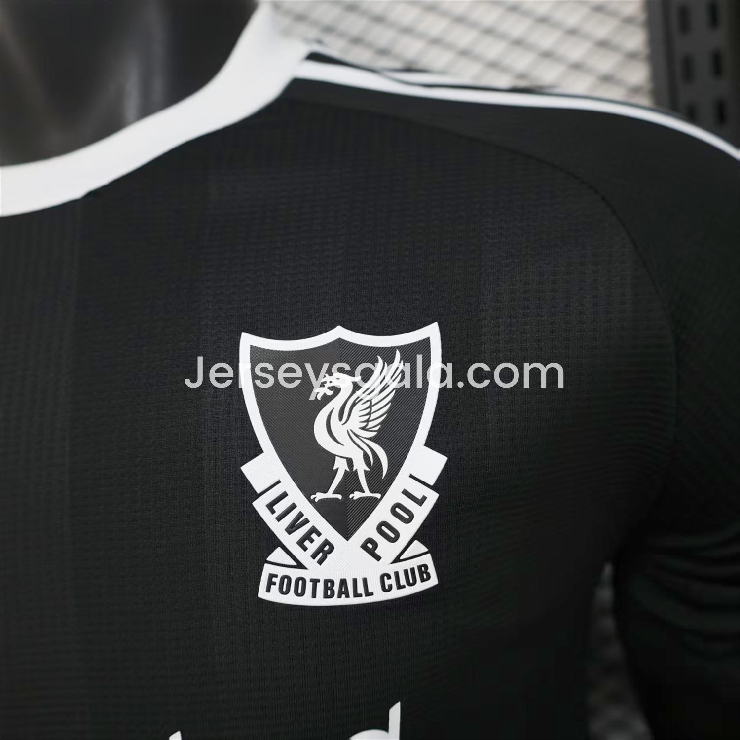 JerseysGala.com | Liver.pool 25-26 Black Trefoil Goalkeeper Jersey - Player Version -Customize Name, Number and Patch | Worldwide Shipping