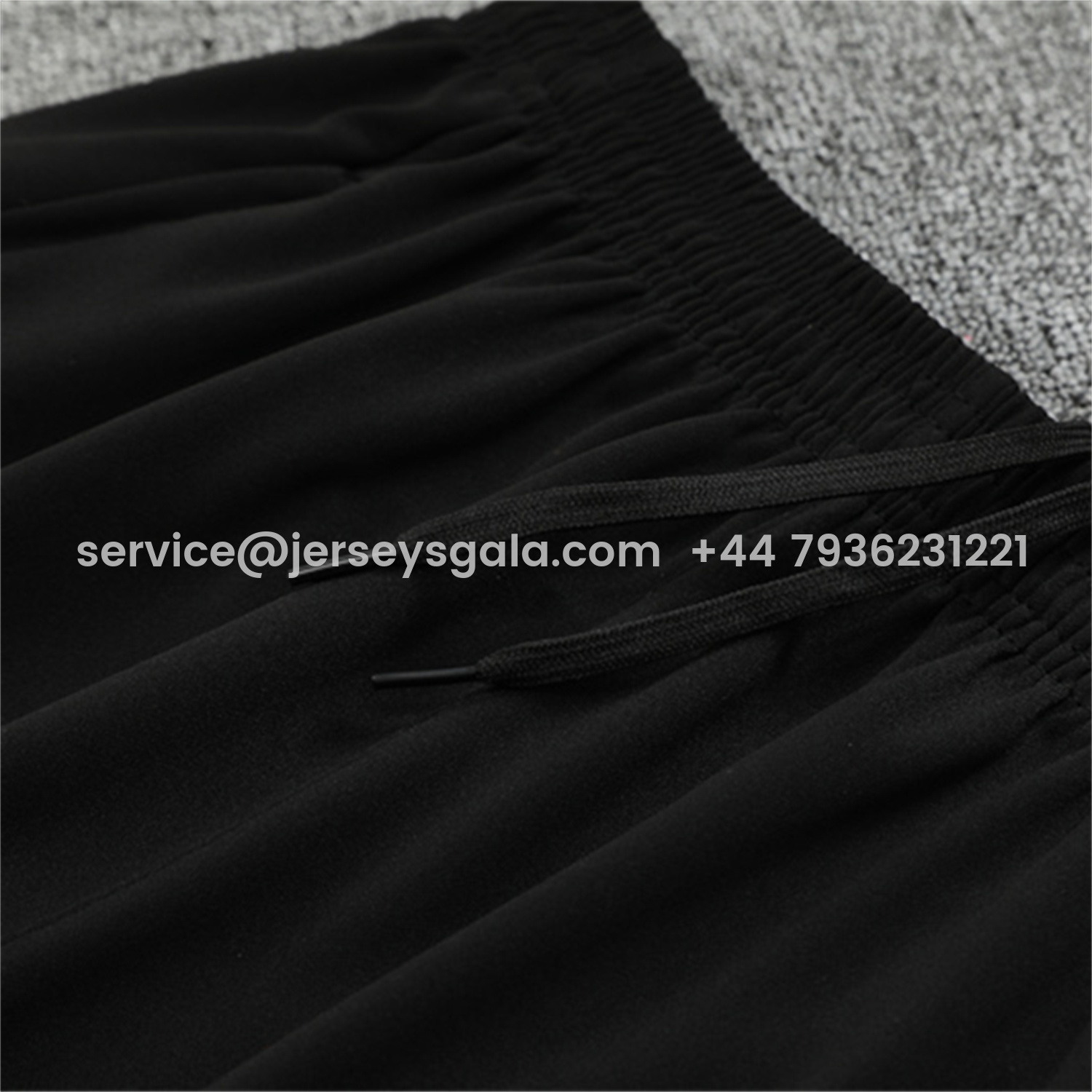 JerseysGala.com | Manchester City 25-26 Kids Long Sleeve Training Set - Black Top & Black Pants -Customize Name, Number and Patch | Worldwide Shipping
