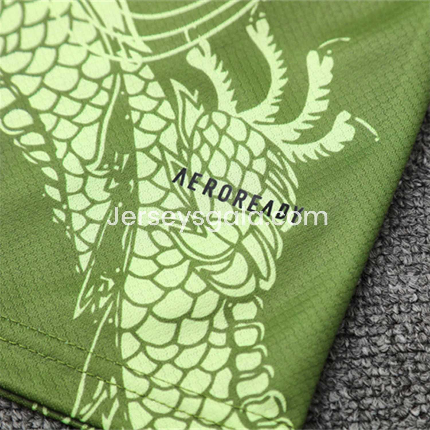 JerseysGala.com | Real Madrid 25-26 Short-Sleeve Training Set - Green Black Top & Black Shorts -Customize Name, Number and Patch | Worldwide Shipping
