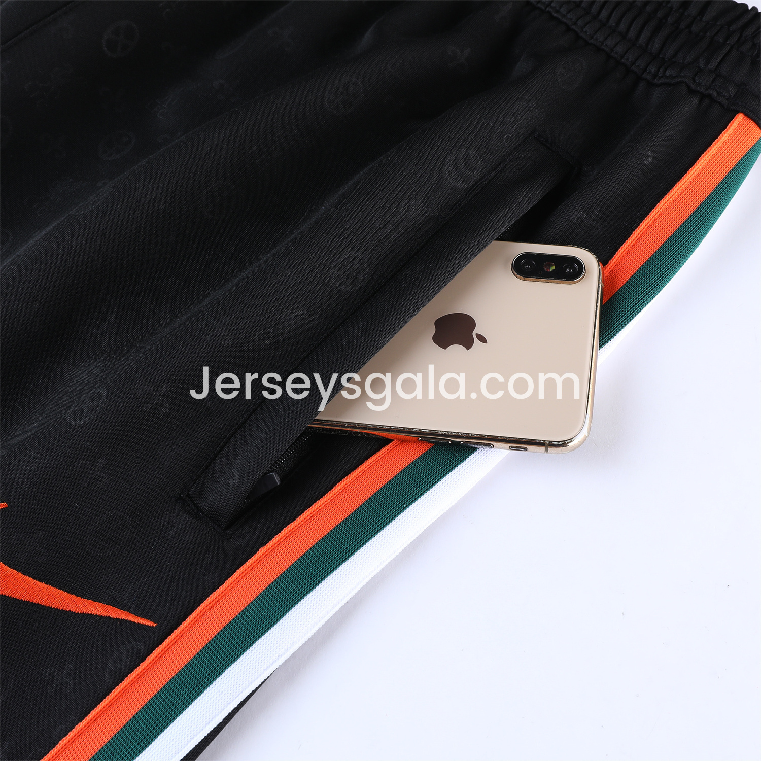 JerseysGala.com | Liver.pool 24-25 Jacket Training Tracksuit - Black -Customize Name, Number and Patch | Worldwide Shipping