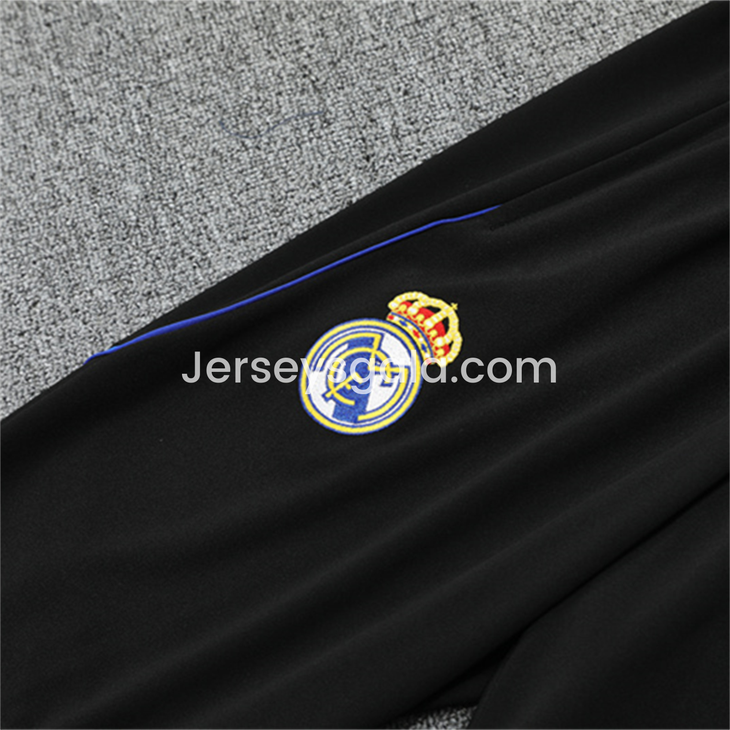 JerseysGala.com | Real Madrid 25-26 Long Sleeve Training Set - White Loong Black Blue Top and Black Pants -Customize Name, Number and Patch | Worldwide Shipping