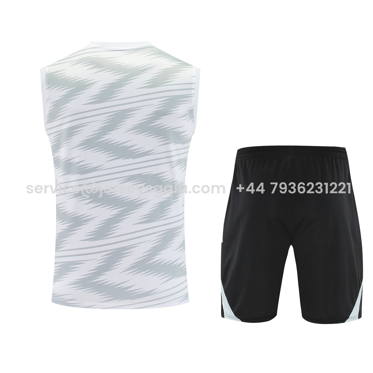 JerseysGala.com | Real Madrid 25-26 Vest Training Set - Grey Arrow Pattern Vest & Black Shorts -Customize Name, Number and Patch | Worldwide Shipping