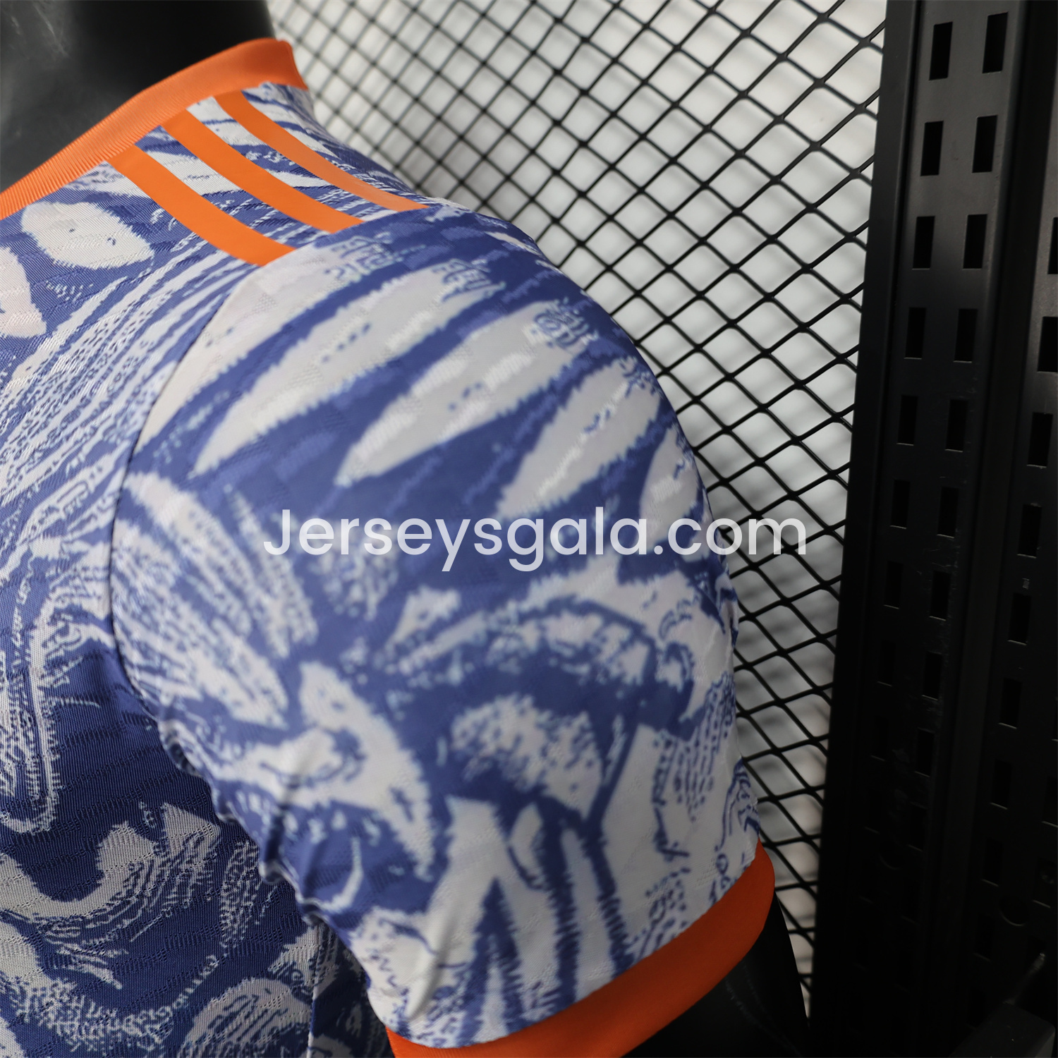 JerseysGala.com | Liver.pool 25-26 Orange and Blue Liver.pool Bird Special Edition Jersey - Player Version -Customize Name, Number and Patch | Worldwide Shipping