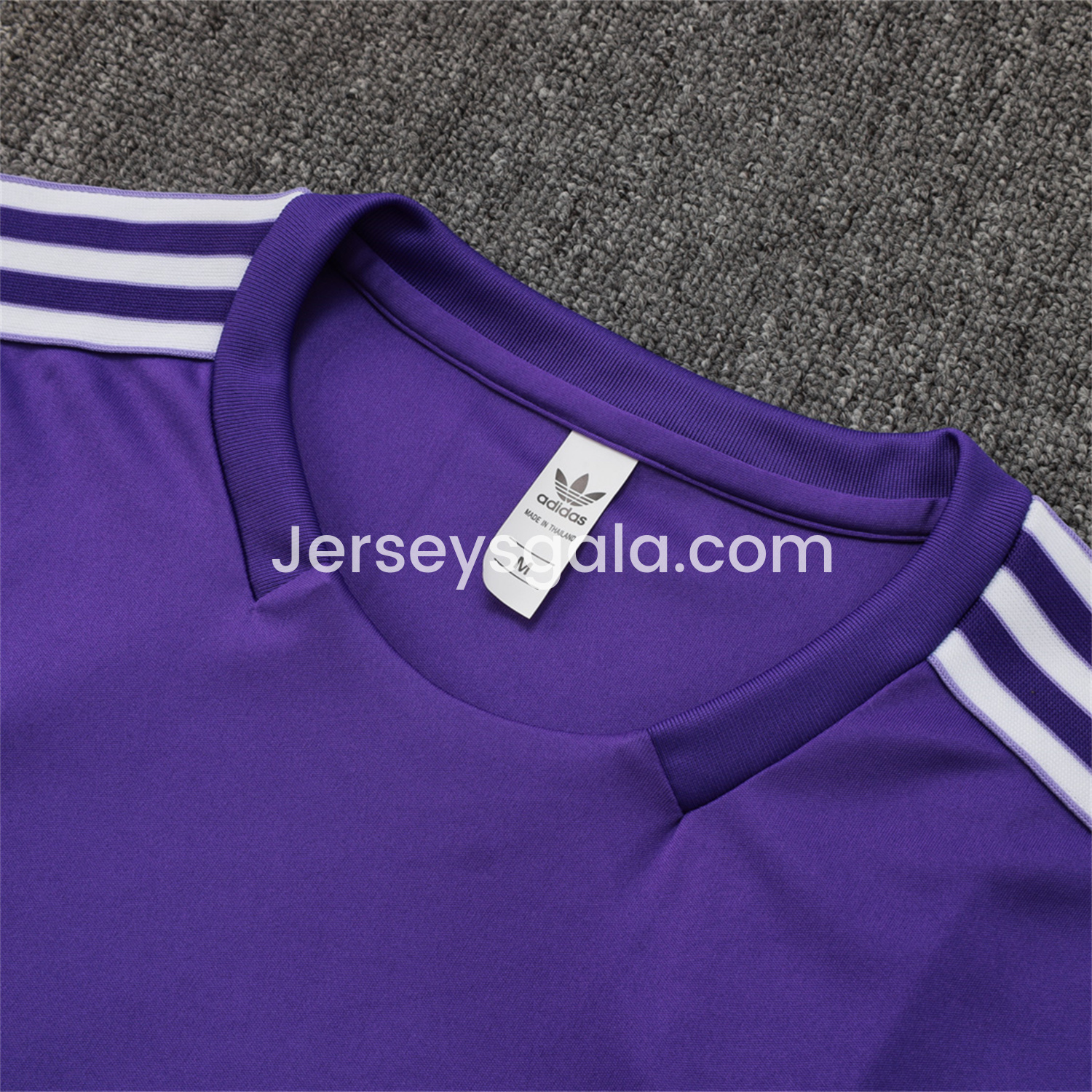 JerseysGala.com | Real Madrid 25-26 Throwback Trefoil Vest Training Set - Purple -Customize Name, Number and Patch | Worldwide Shipping