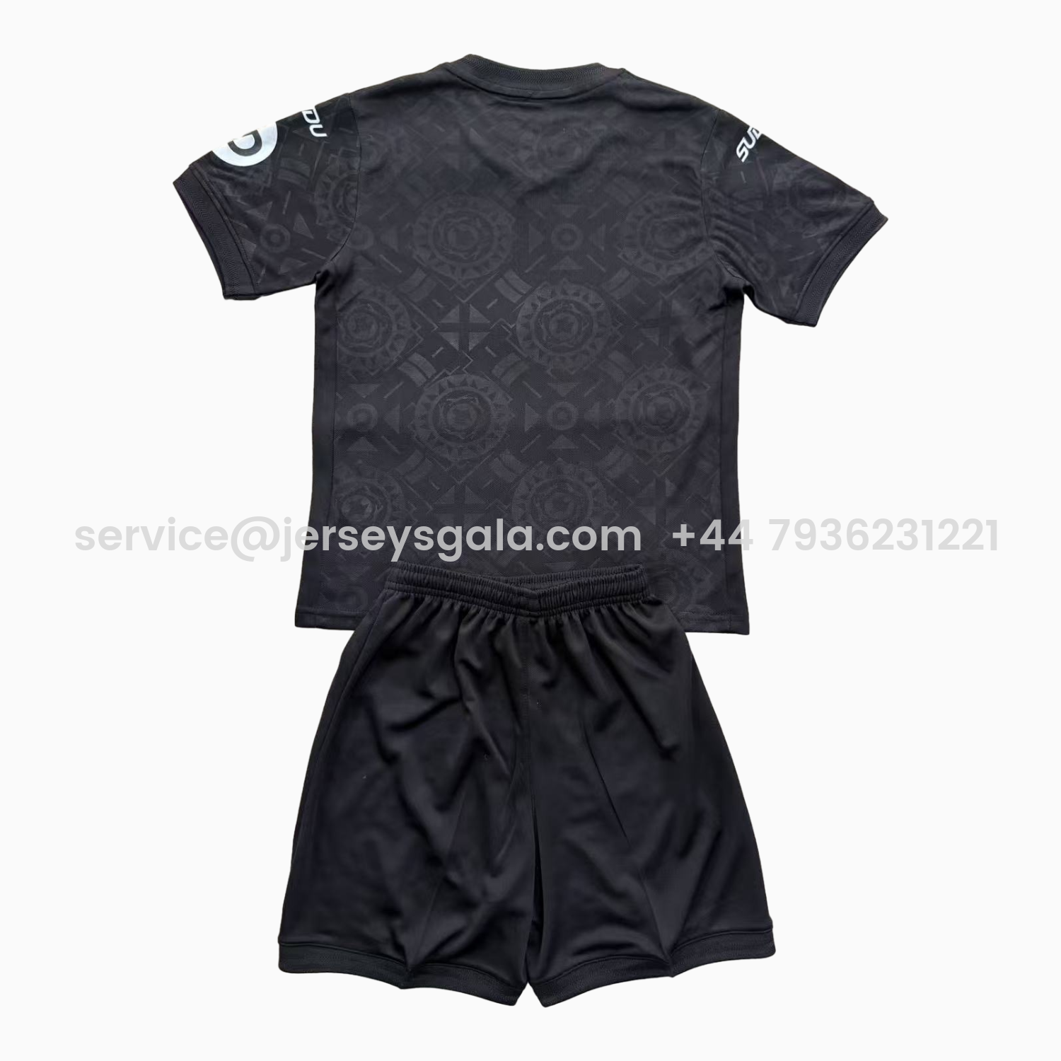 JerseysGala.com | Wolverhampton Wanderers Wolves 25-26 Black Goalkeeper Kids Kit -Customize Name, Number and Patch | Worldwide Shipping