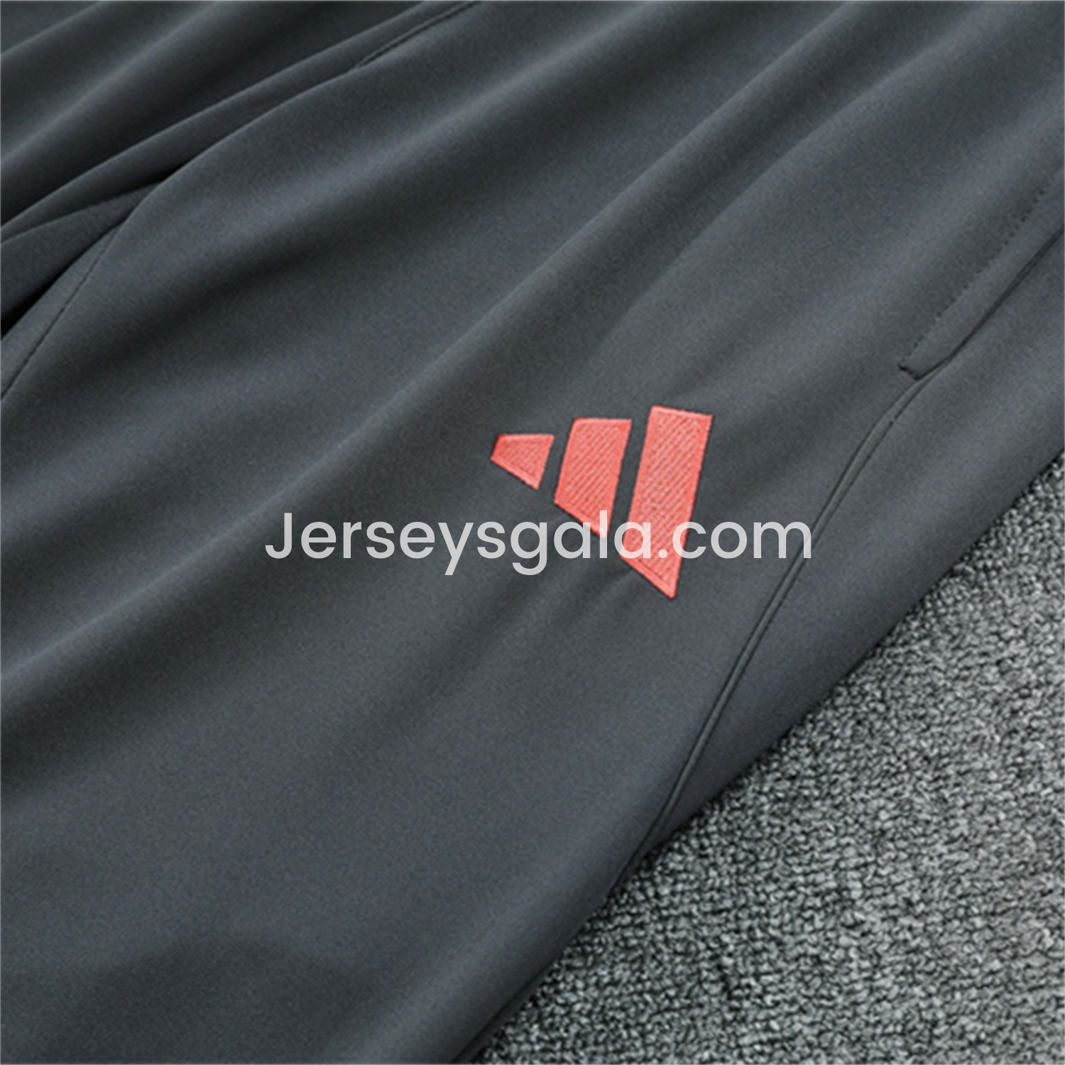 JerseysGala.com | Bayern Munich 25-26 Long Sleeves Training Set - Orange Top & Gray Pants -Customize Name, Number and Patch | Worldwide Shipping