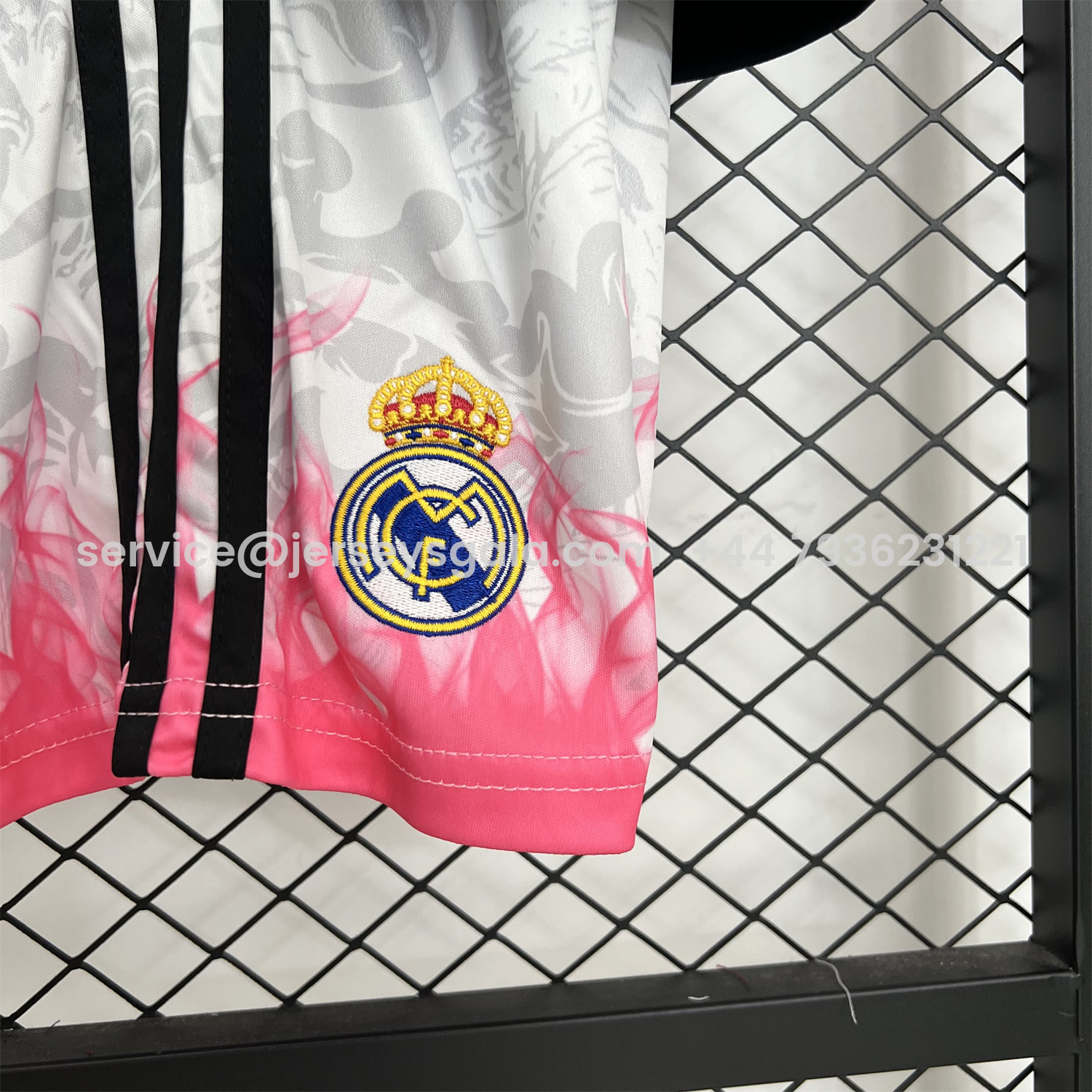 JerseysGala.com | Real Madrid 25-26 Dragon Pink And Black Special Kids Kit -Customize Name, Number and Patch | Worldwide Shipping