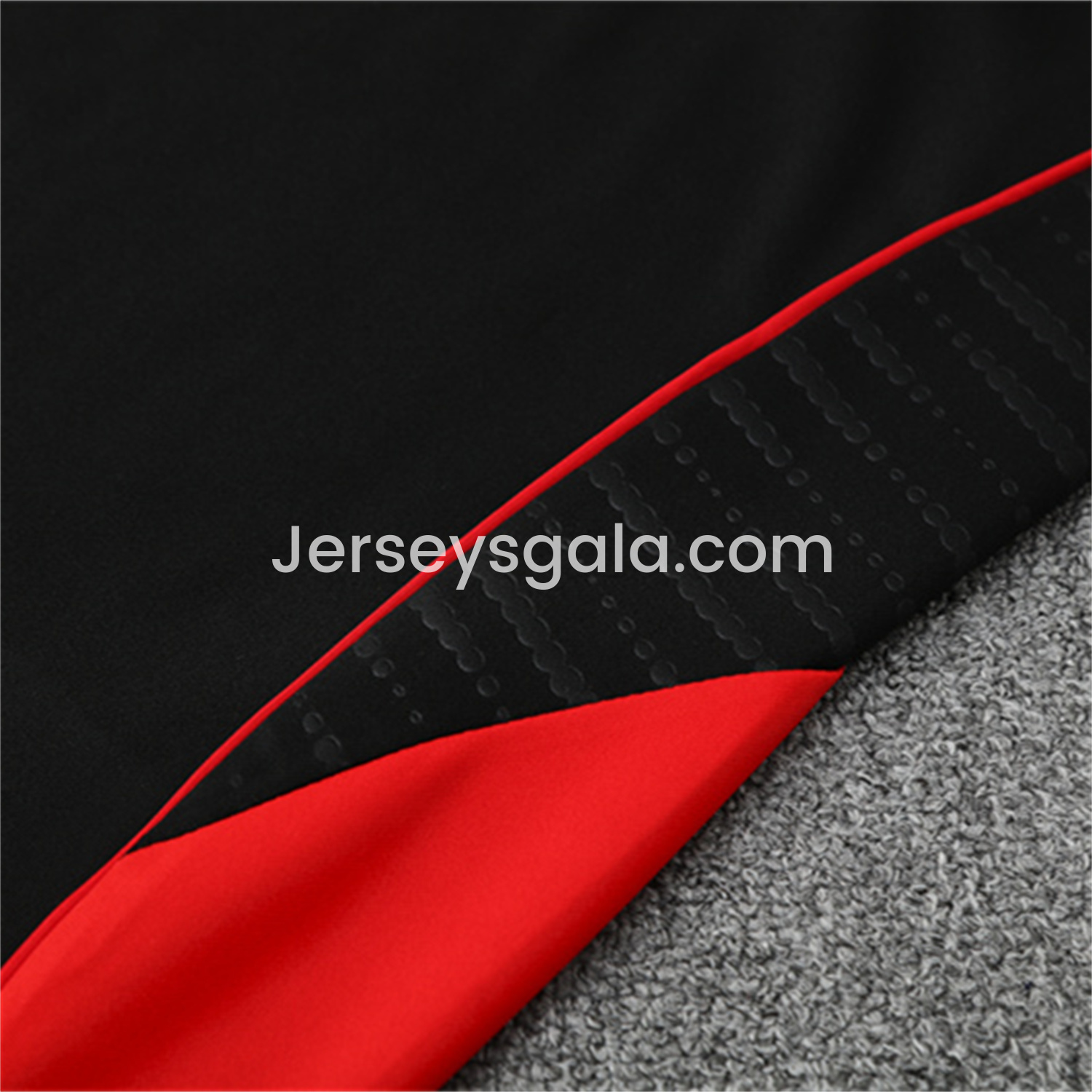JerseysGala.com | Bayern Munich 25-26 Kid Long Sleeves Training Set - Black Top & Black Pants -Customize Name, Number and Patch | Worldwide Shipping