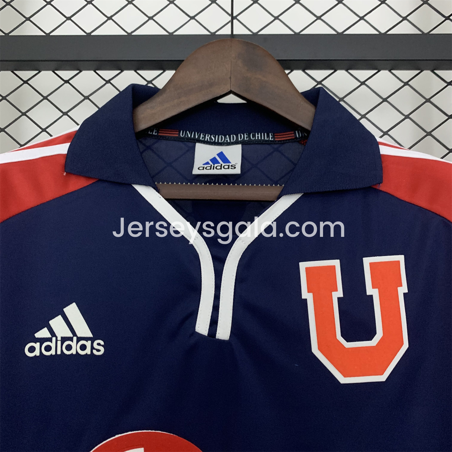 JerseysGala.com | Retro Universidad De Chile 2001-02 Home Jersey -Customize Name, Number and Patch | Worldwide Shipping