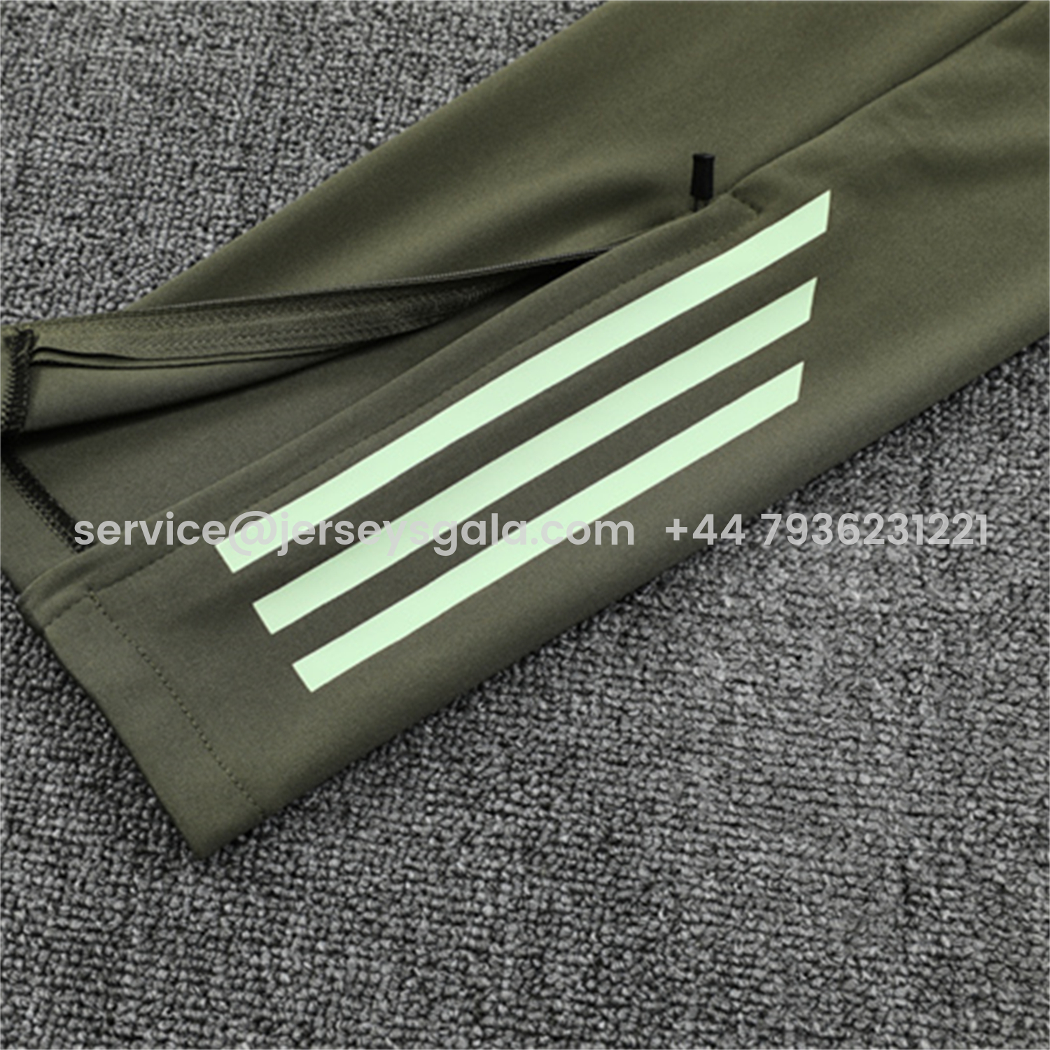 JerseysGala.com | Real Madrid 25-26 Kids Long Sleeve Training Set - Light Green Top & Army Green Pants -Customize Name, Number and Patch | Worldwide Shipping