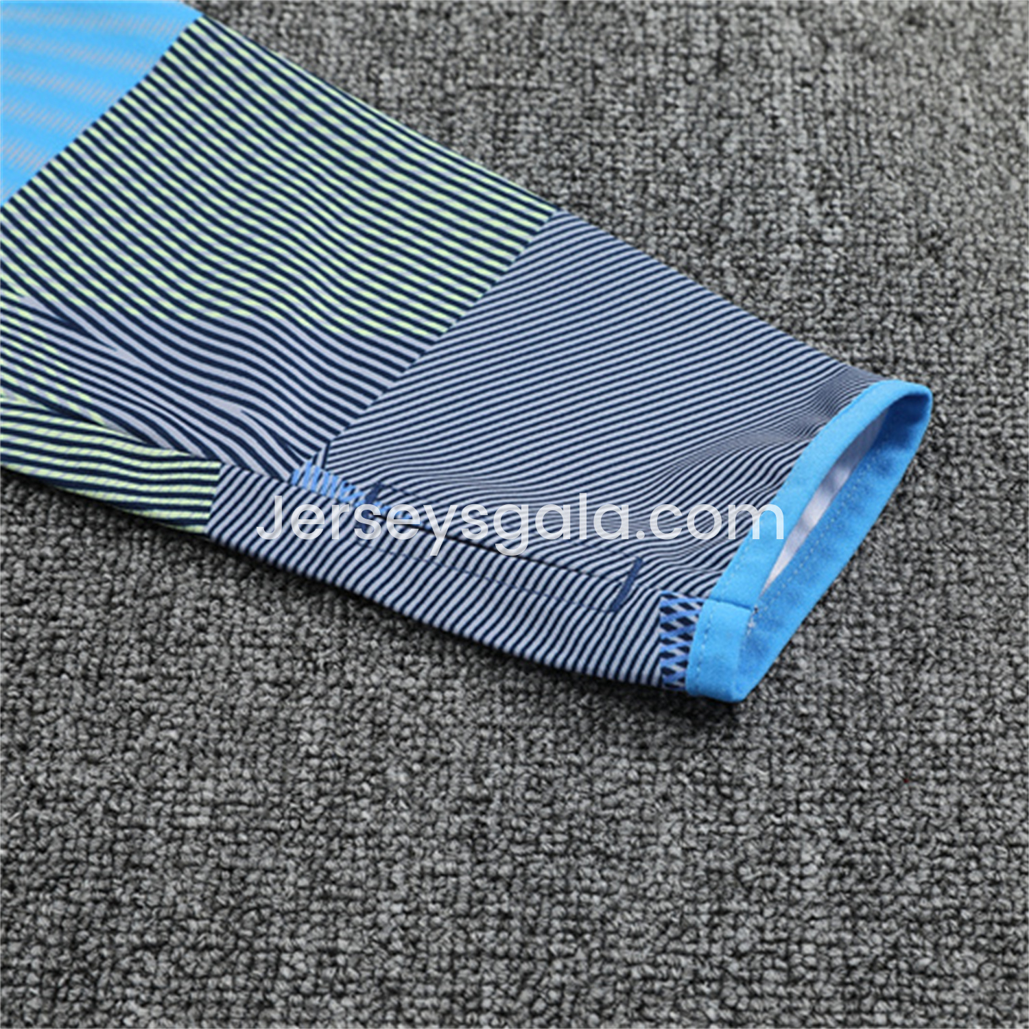 JerseysGala.com | Real Madrid 25-26 Long Sleeves Training Set - Blue-Gray Camouflage Top & Blue Pants -Customize Name, Number and Patch | Worldwide Shipping