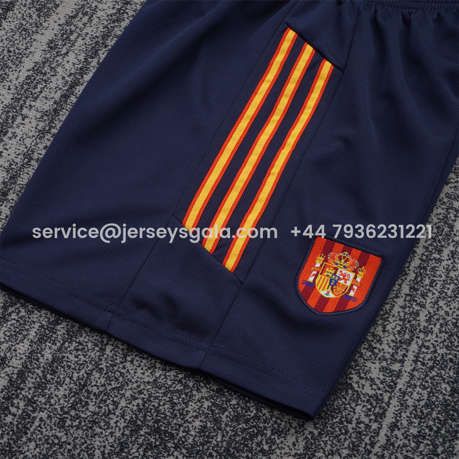 JerseysGala.com | Retro Spain 1996 Away White Kids Kit -Customize Name, Number and Patch | Worldwide Shipping