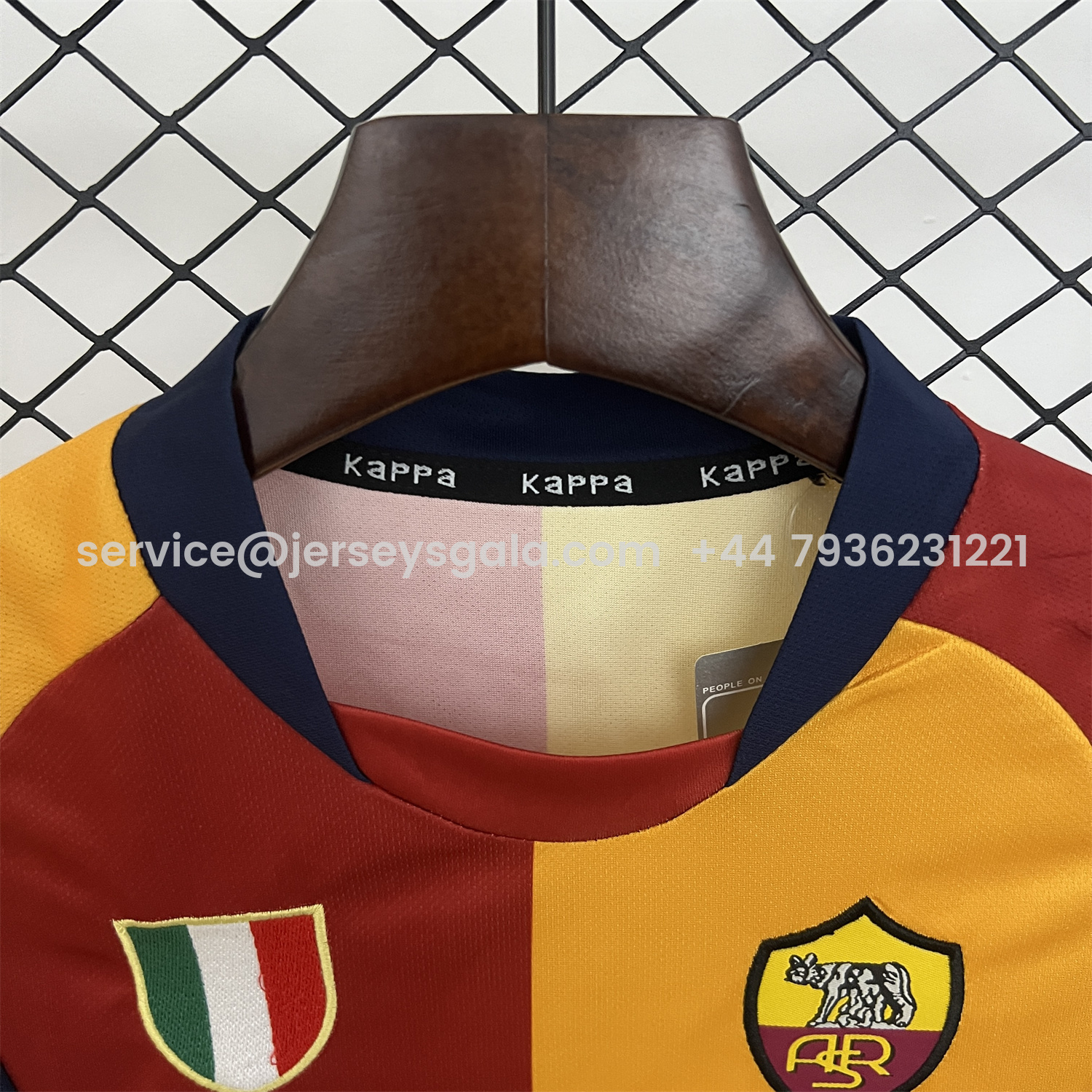 JerseysGala.com | Retro Roma 2001-02 Home Kids Kit -Customize Name, Number and Patch | Worldwide Shipping